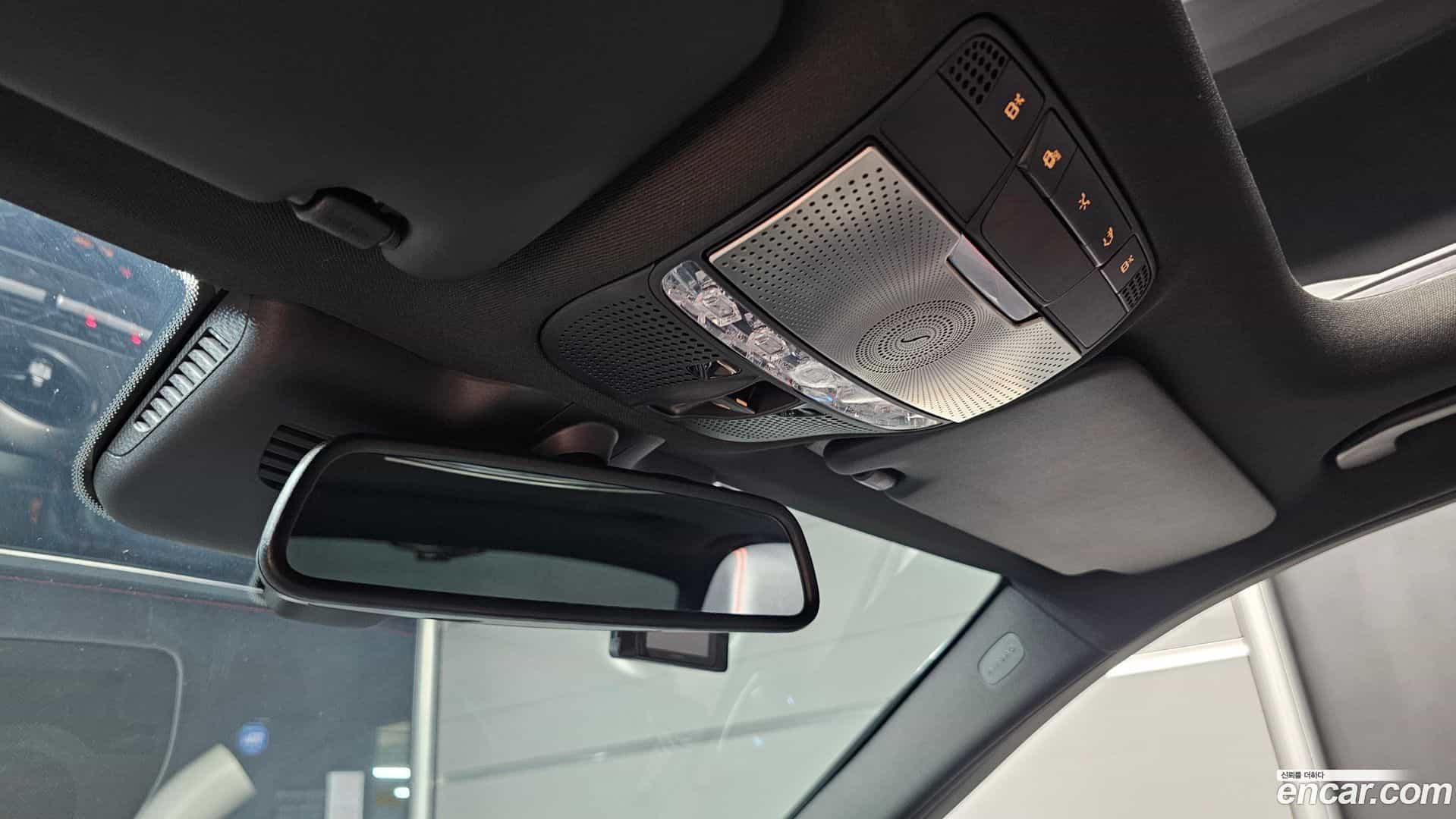 C-Class Mercedes-Benz 2017.6-OPTION-020