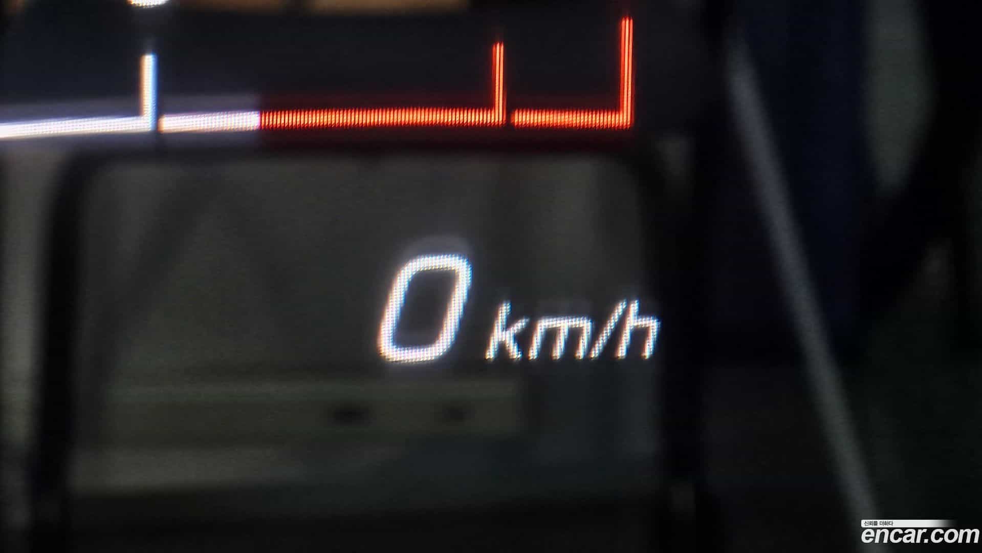 C-Class Mercedes-Benz 2017.6-OPTION-021