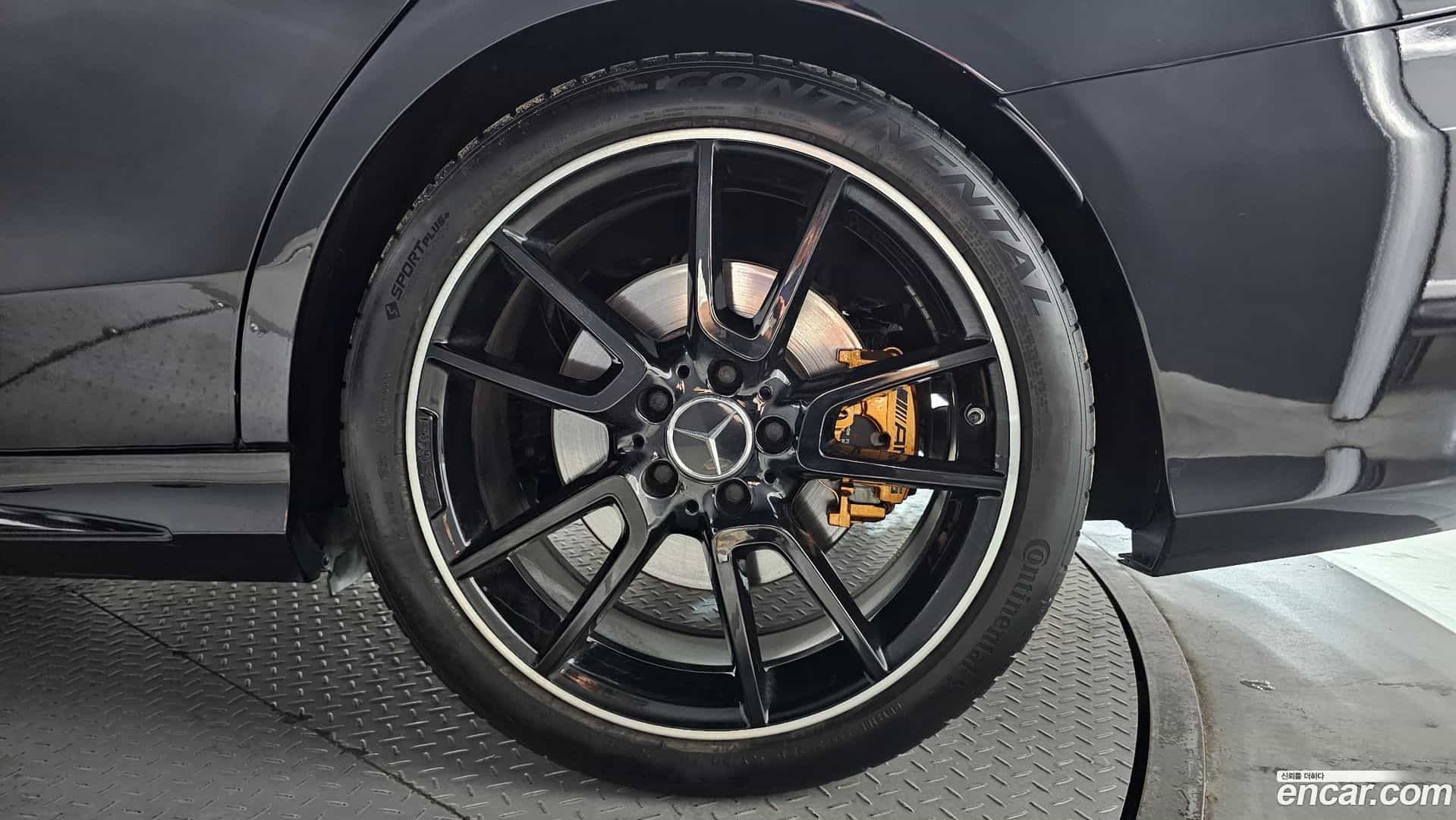 C-Class Mercedes-Benz 2017.6-OUTER-031