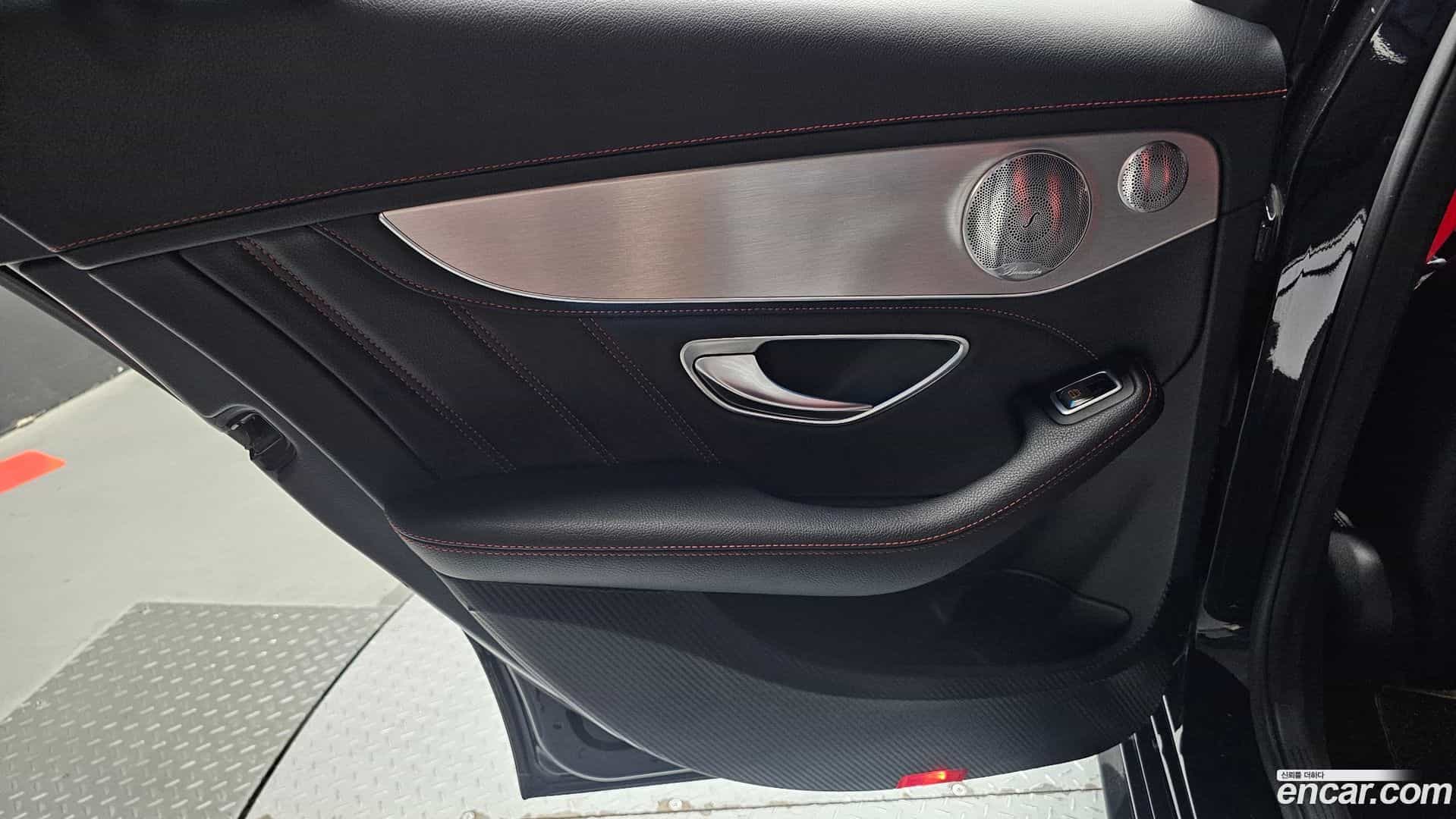 C-Class Mercedes-Benz 2017.6-INNER-035