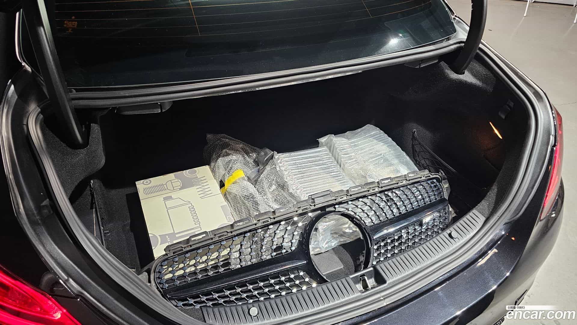 C-Class Mercedes-Benz 2017.6-OPTION-045