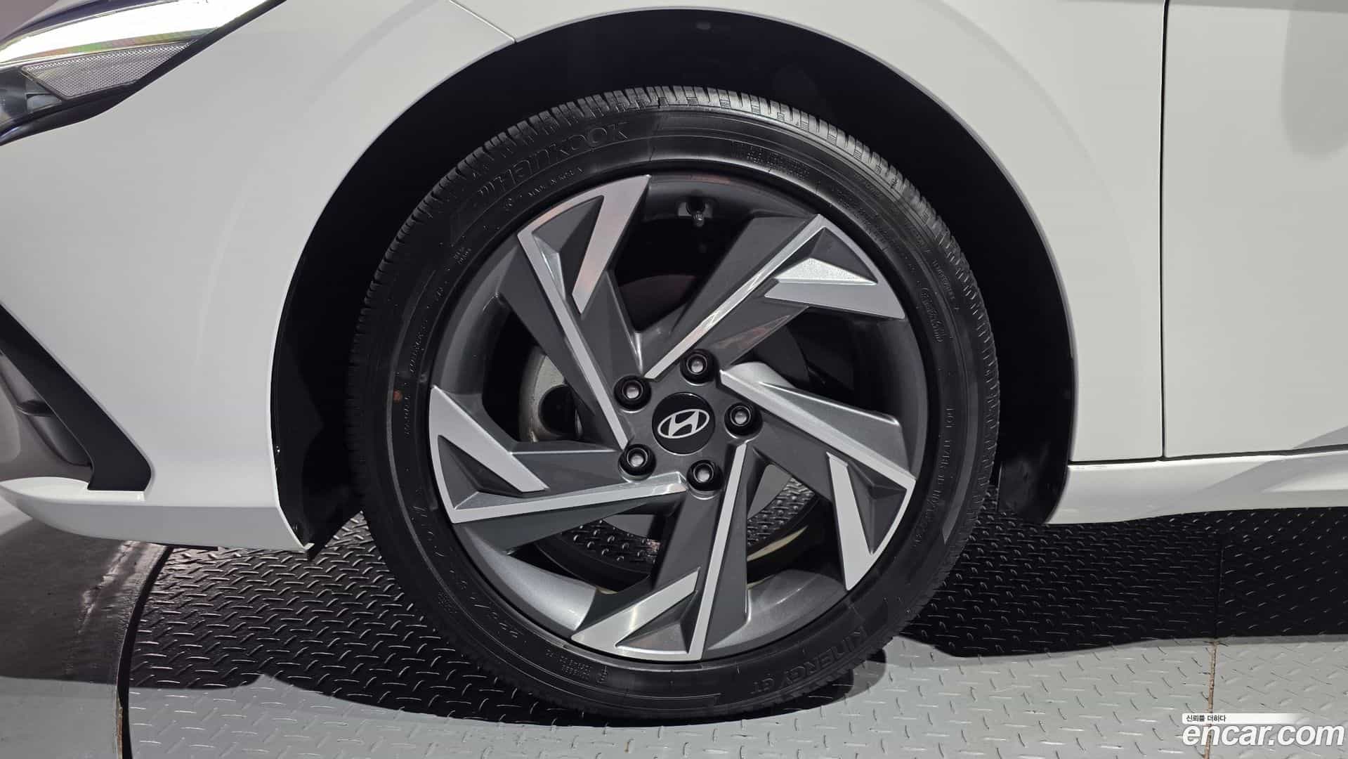 AVANTE Hyundai 2023.10-OUTER-005