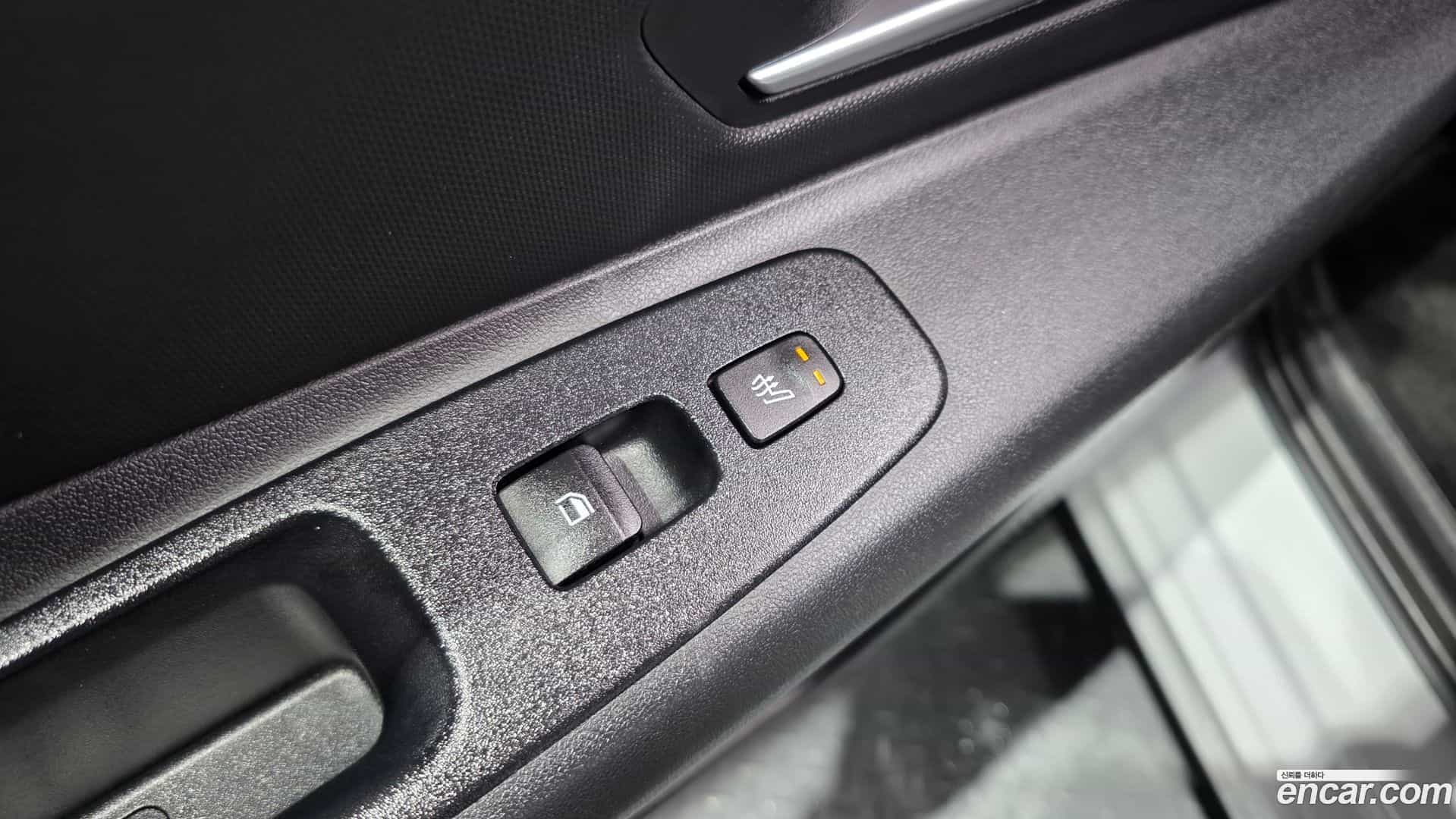 AVANTE Hyundai 2023.10-OPTION-023