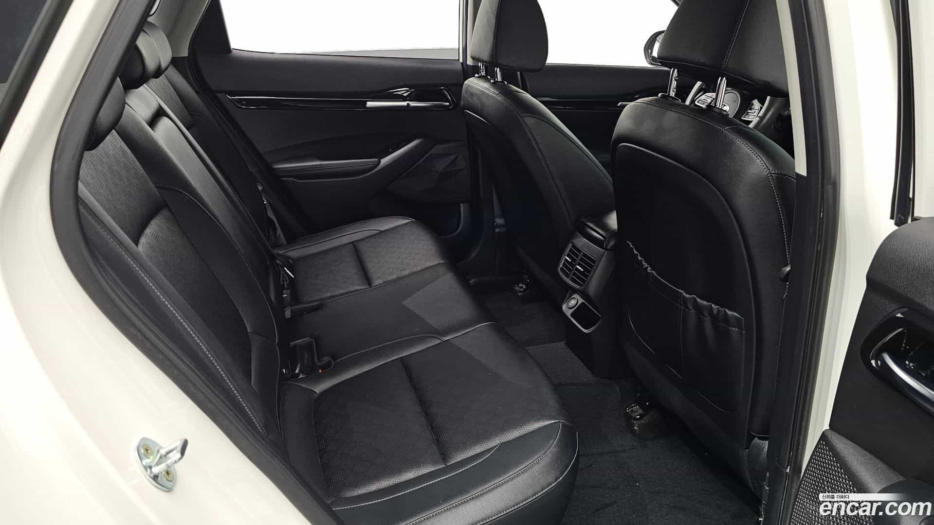 Seltos Kia 2020.3-OPTION-016