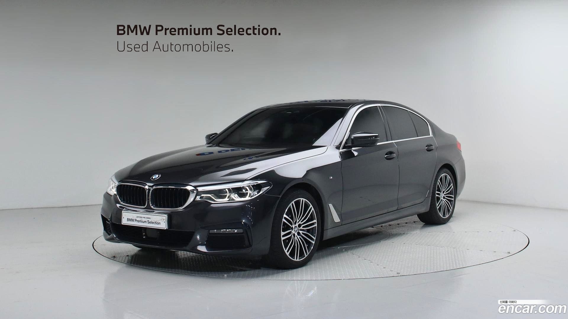 Main__Slider__Photo:5-Series BMW 2019.10-0