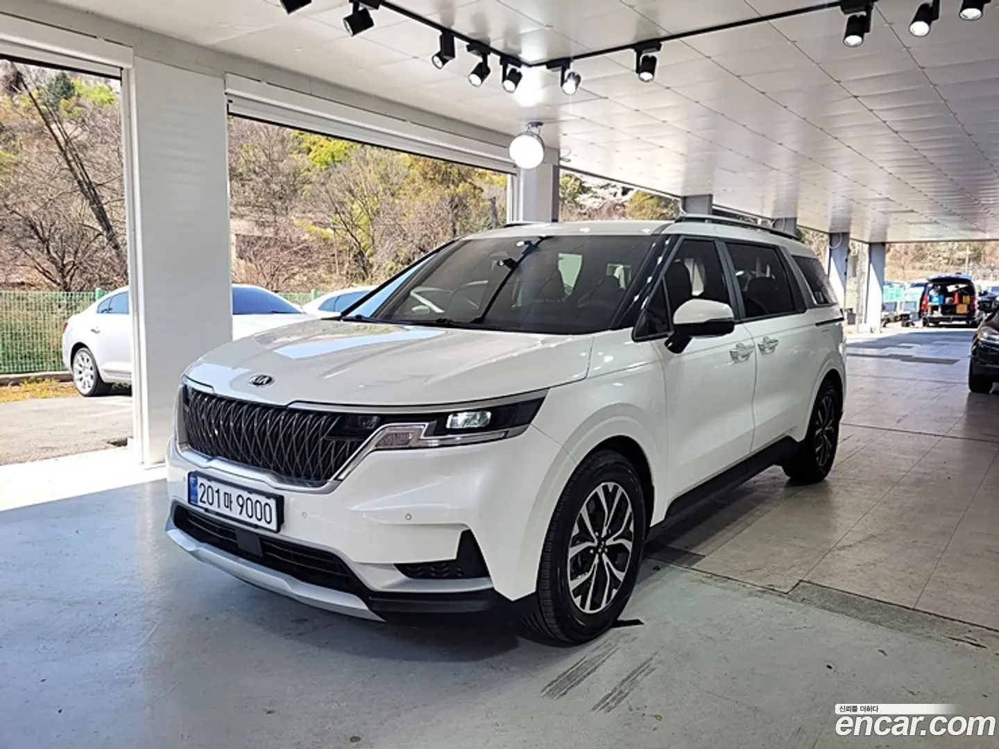 Main__Slider__Photo:Canival Kia 2021.2-0