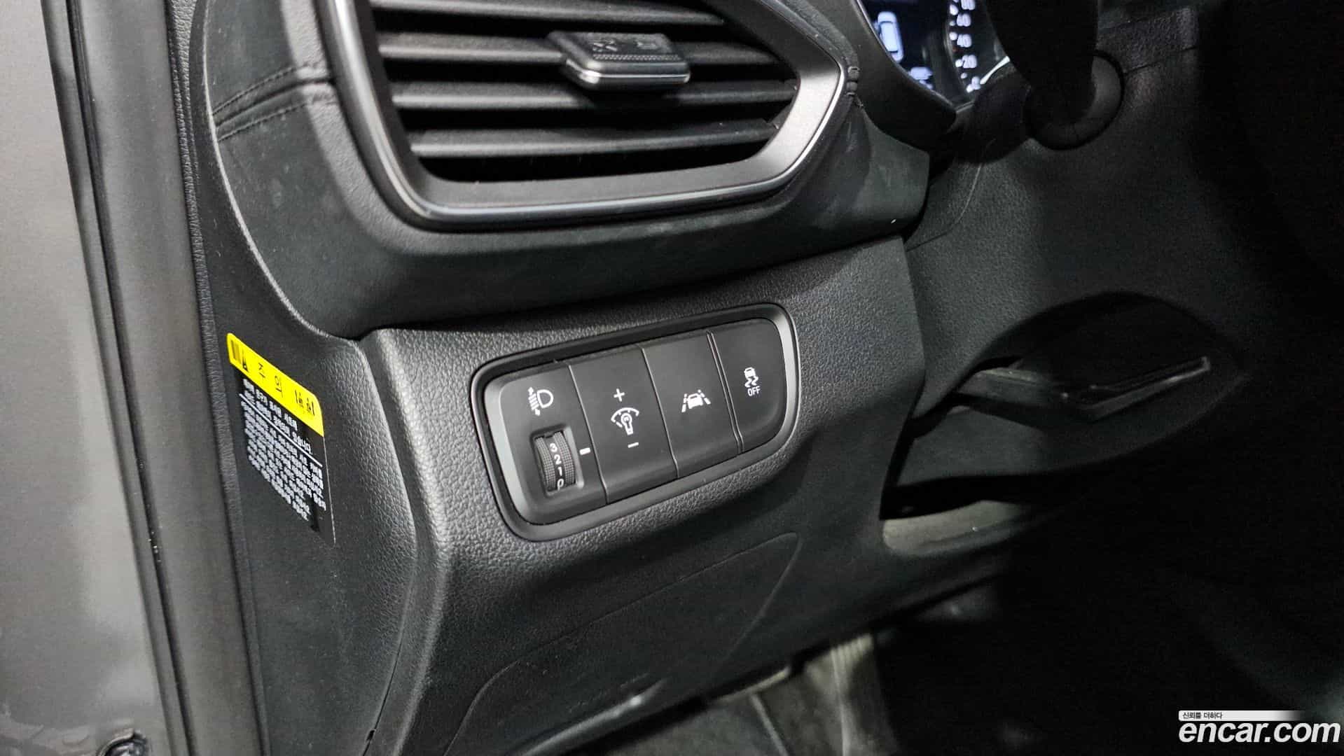 Santafe Hyundai 2018.2-OPTION-022