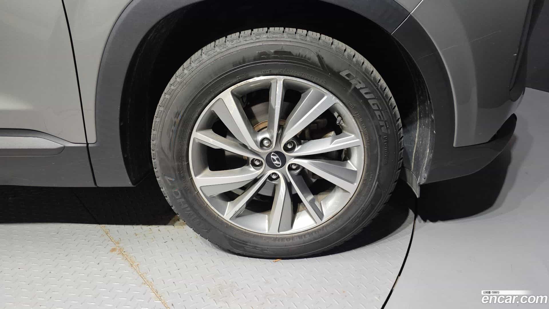 Santafe Hyundai 2018.2-OUTER-031