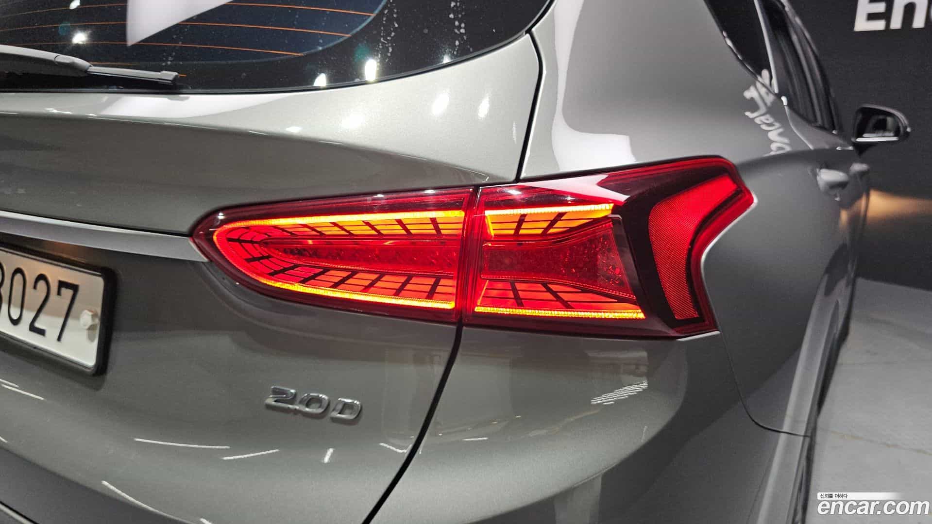 Santafe Hyundai 2018.2-OUTER-033