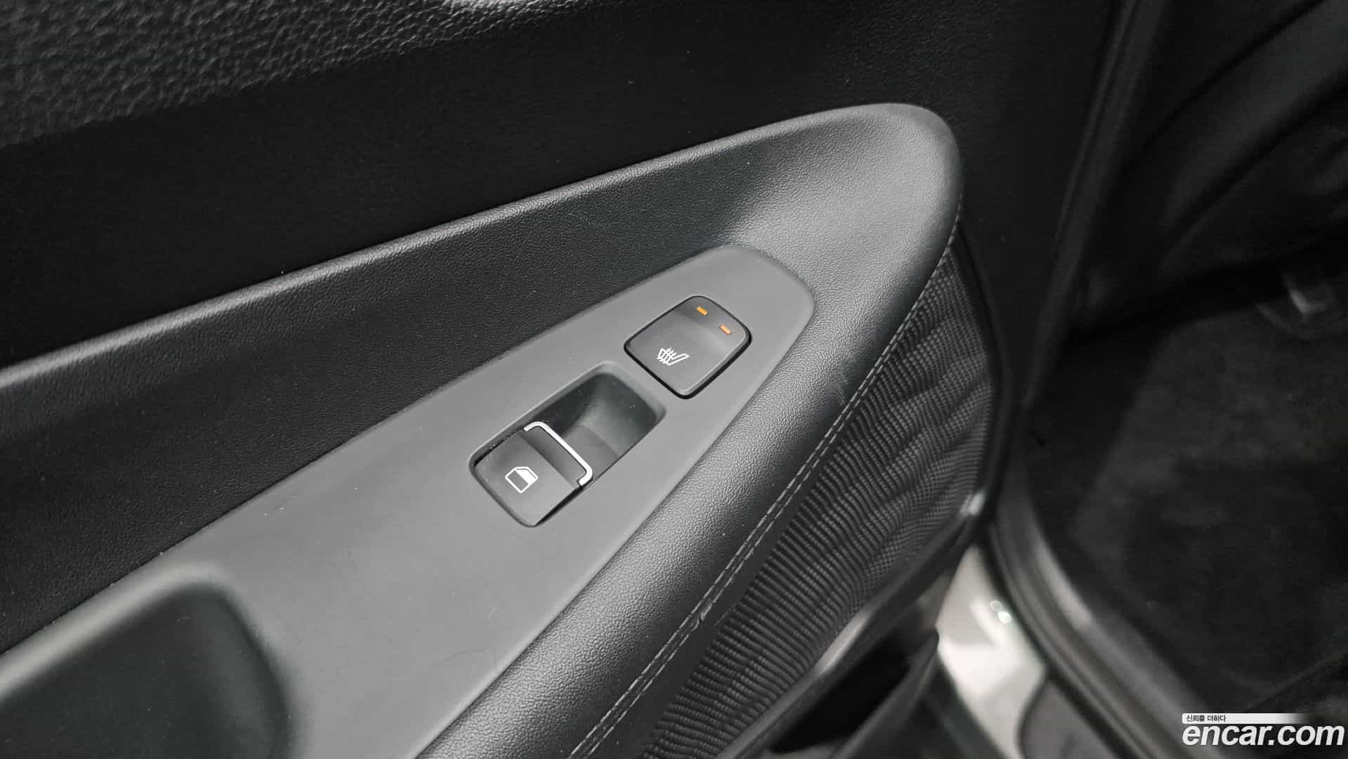 Santafe Hyundai 2018.2-OPTION-041