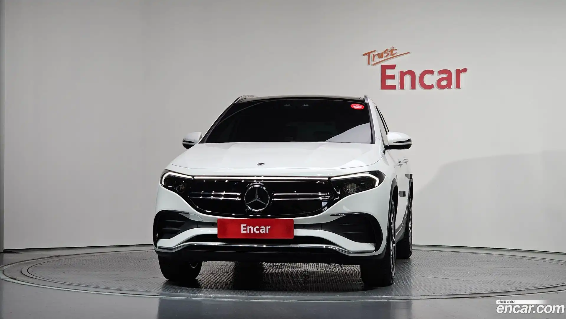 EQA Mercedes-Benz 2023.2-OUTER-003