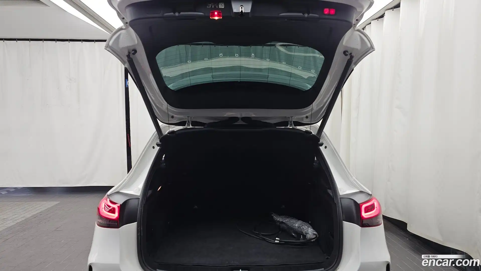 EQA Mercedes-Benz 2023.2-OPTION-024