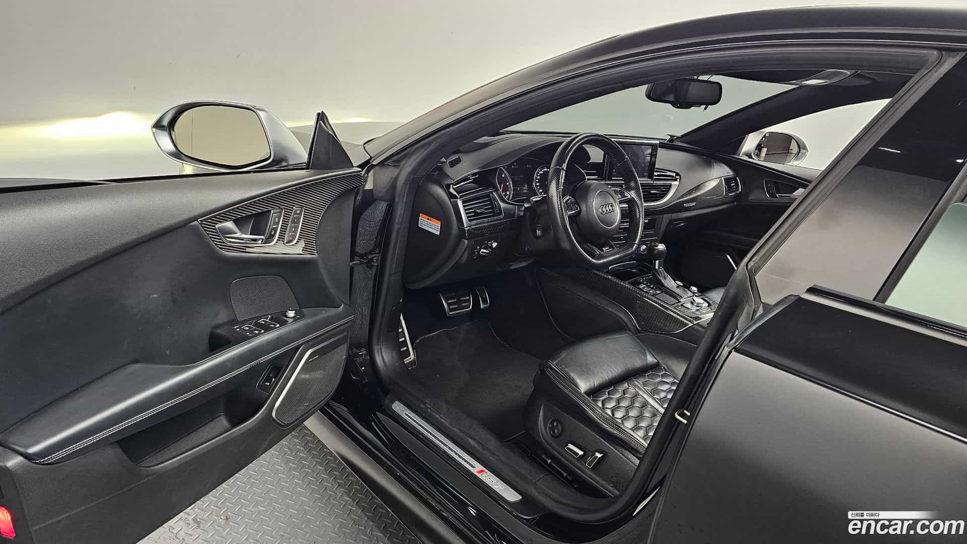 RS7 Audi 2014.10-INNER-010