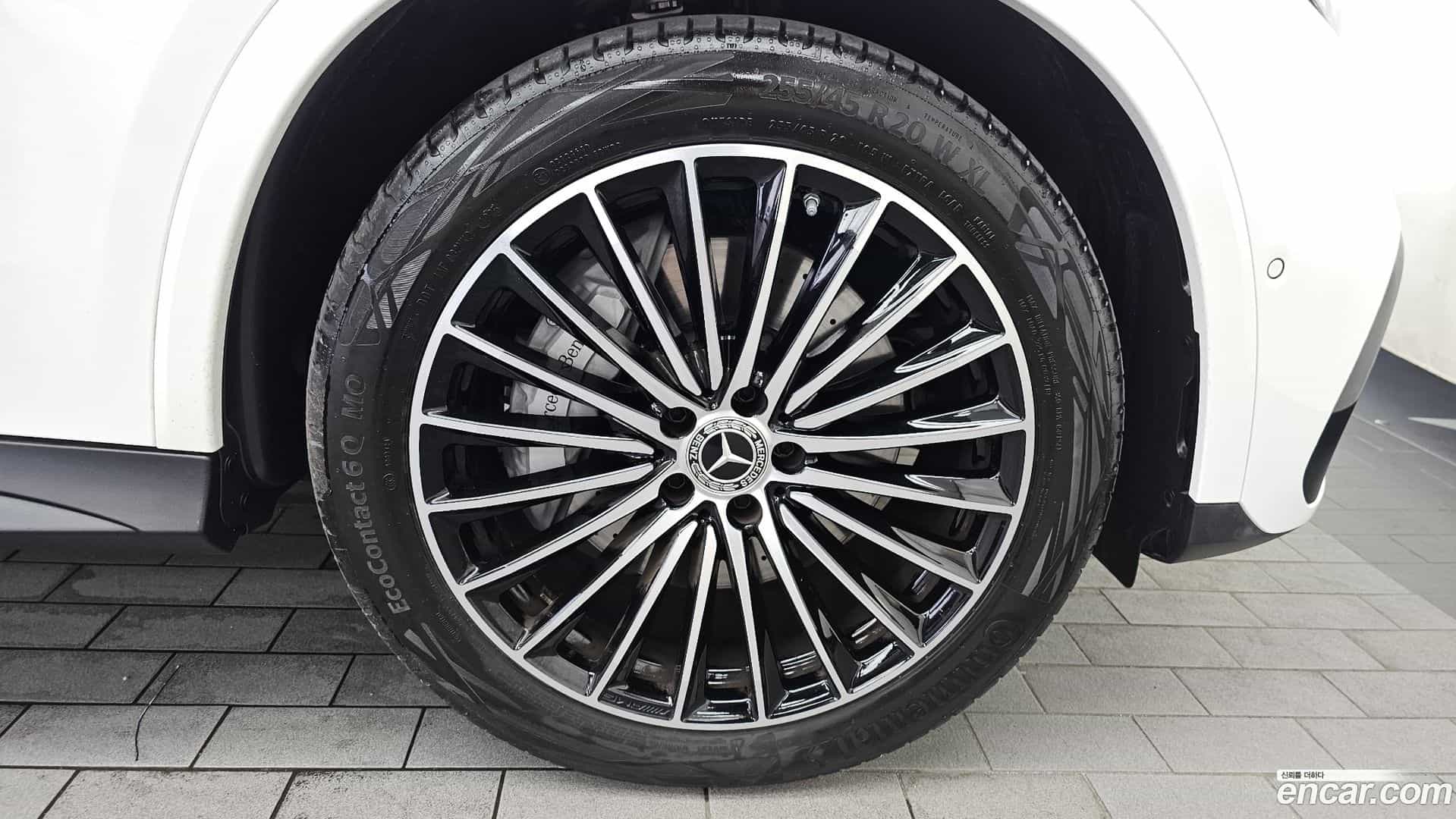 GLC-Class Mercedes-Benz 2025.9-OUTER-031