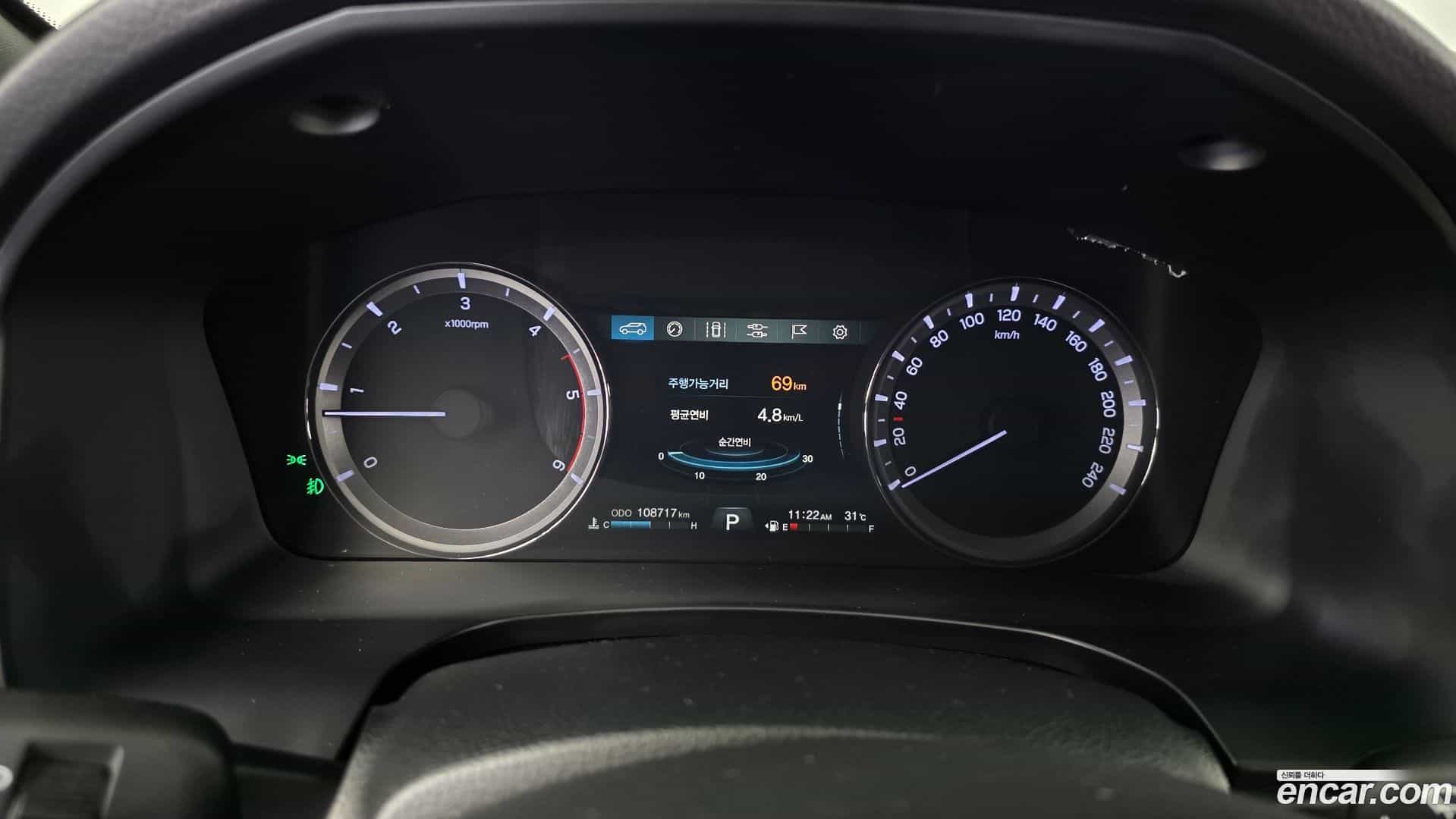 Rexton KG Mobility 2018.0-INNER-008