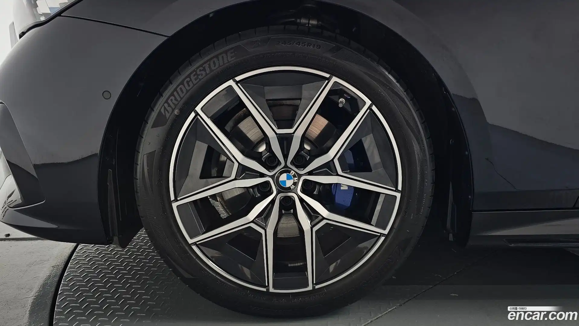 5-Series BMW 2024.5-OUTER-005