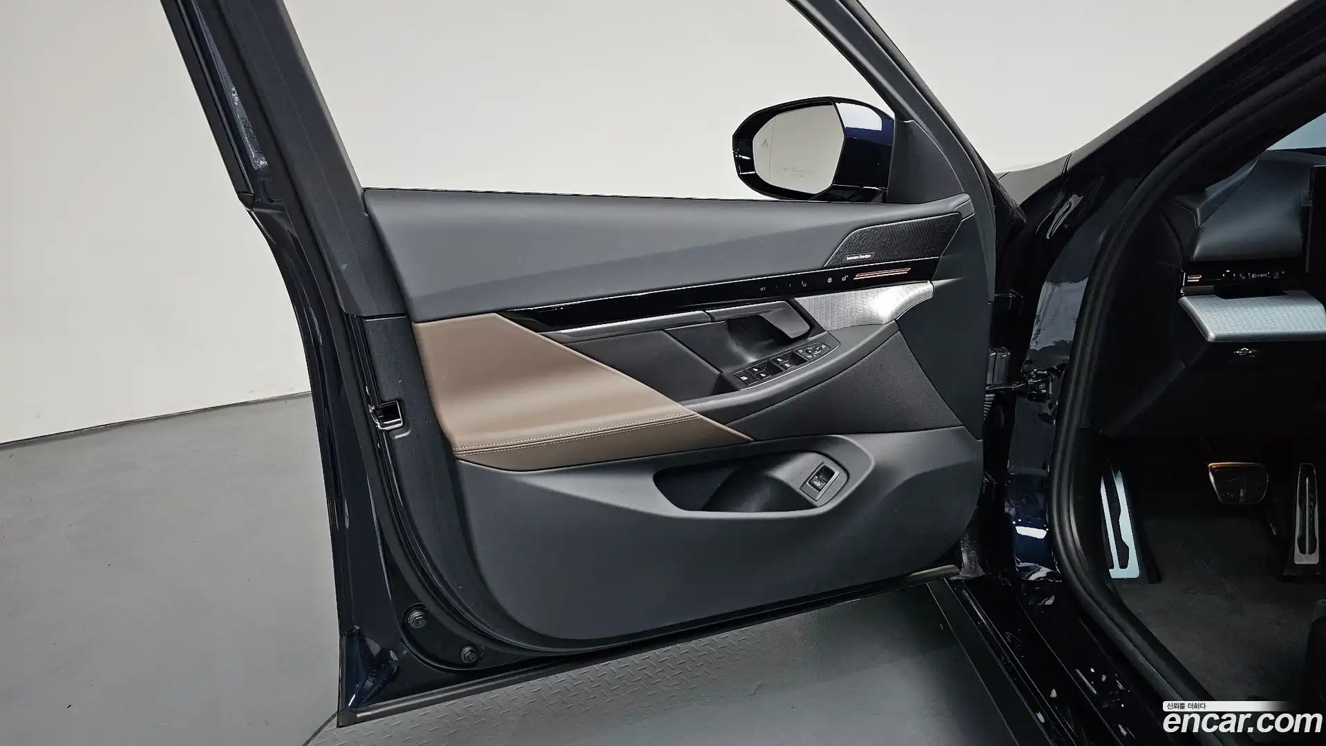 5-Series BMW 2024.5-INNER-034