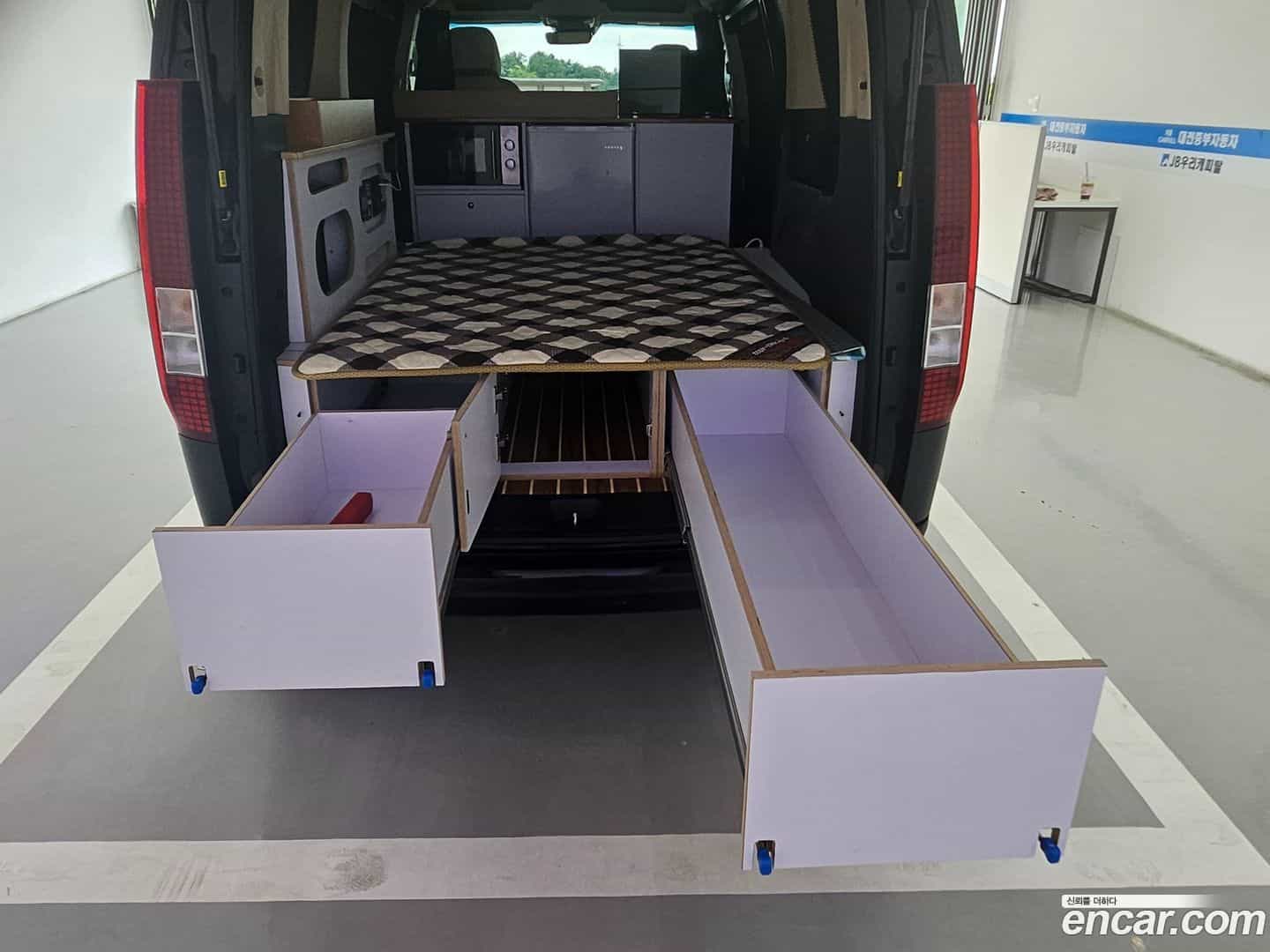 Staria Hyundai 2024.0-OPTION-017