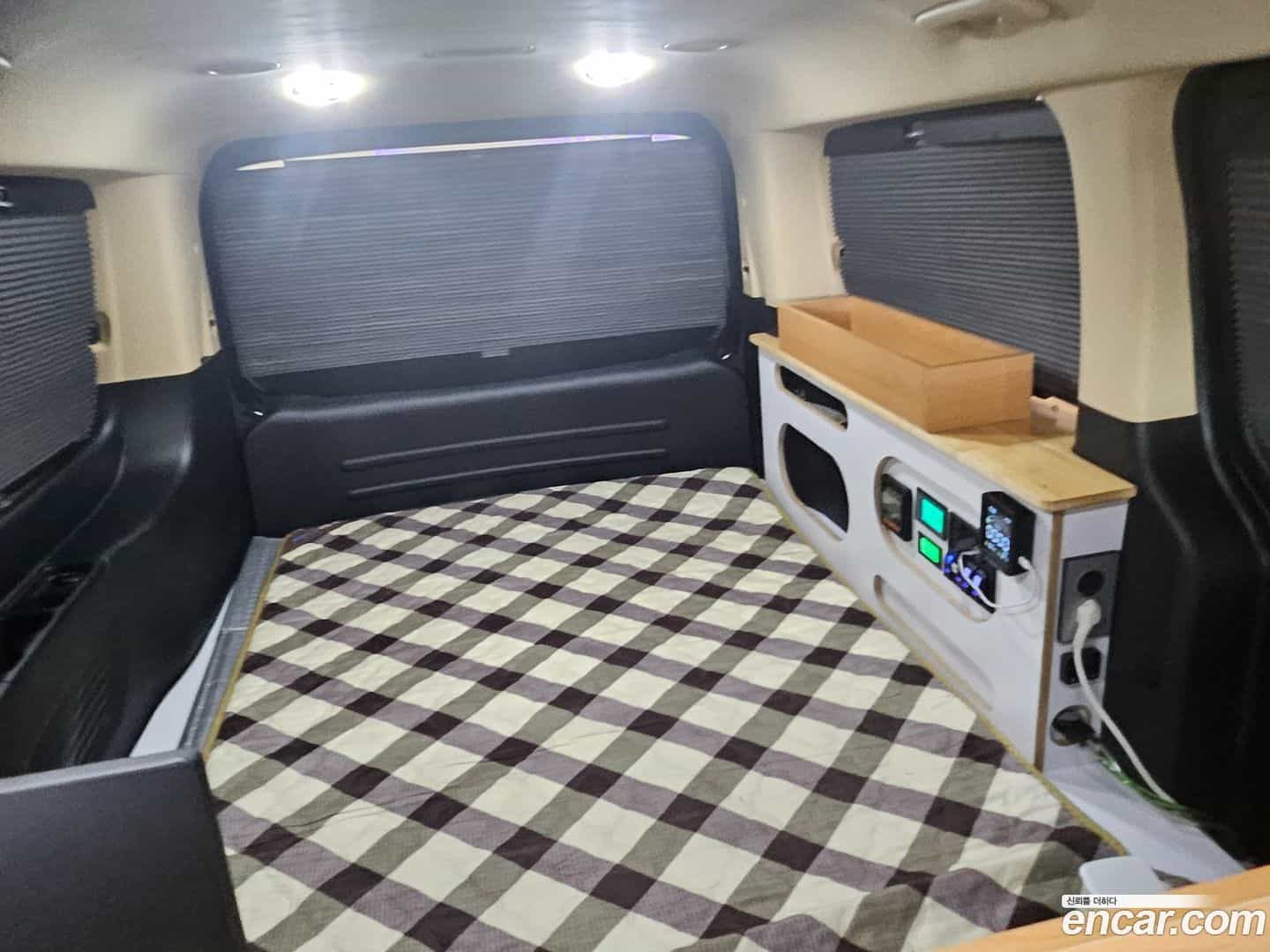 Staria Hyundai 2024.0-OPTION-019