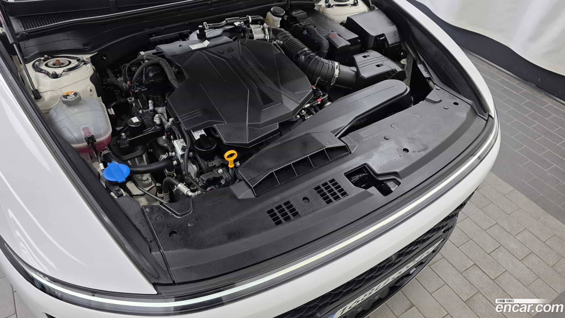 Grandeur Hyundai 2023.0-OUTER-006