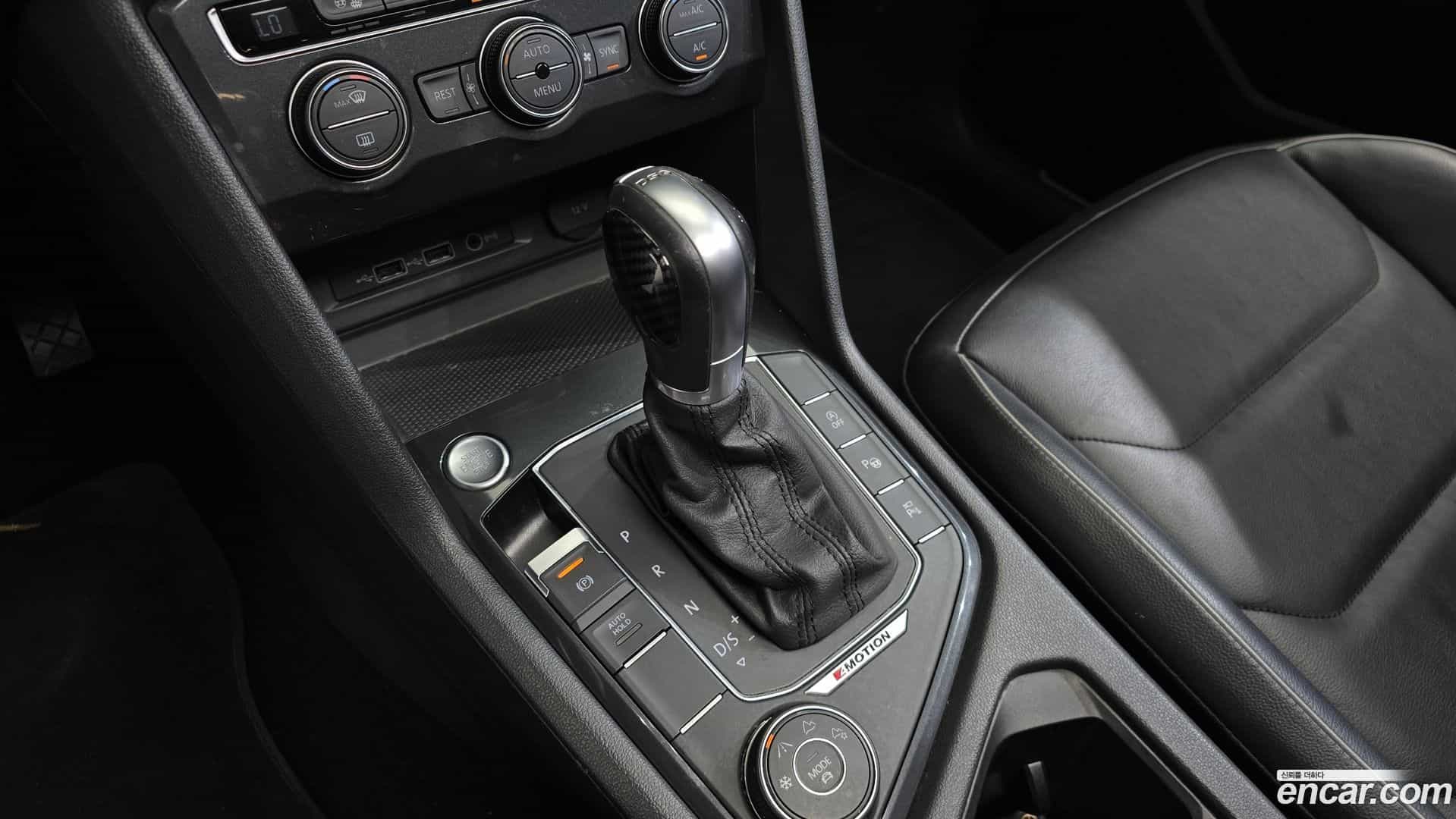 Tiguan Volkswagen 2018.6-INNER-009