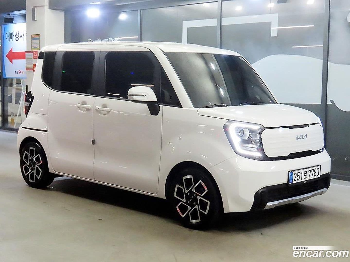 Main__Slider__Photo:RAY Kia 2023.10-0