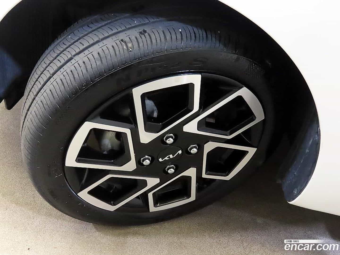 RAY Kia 2023.10-OPTION-024