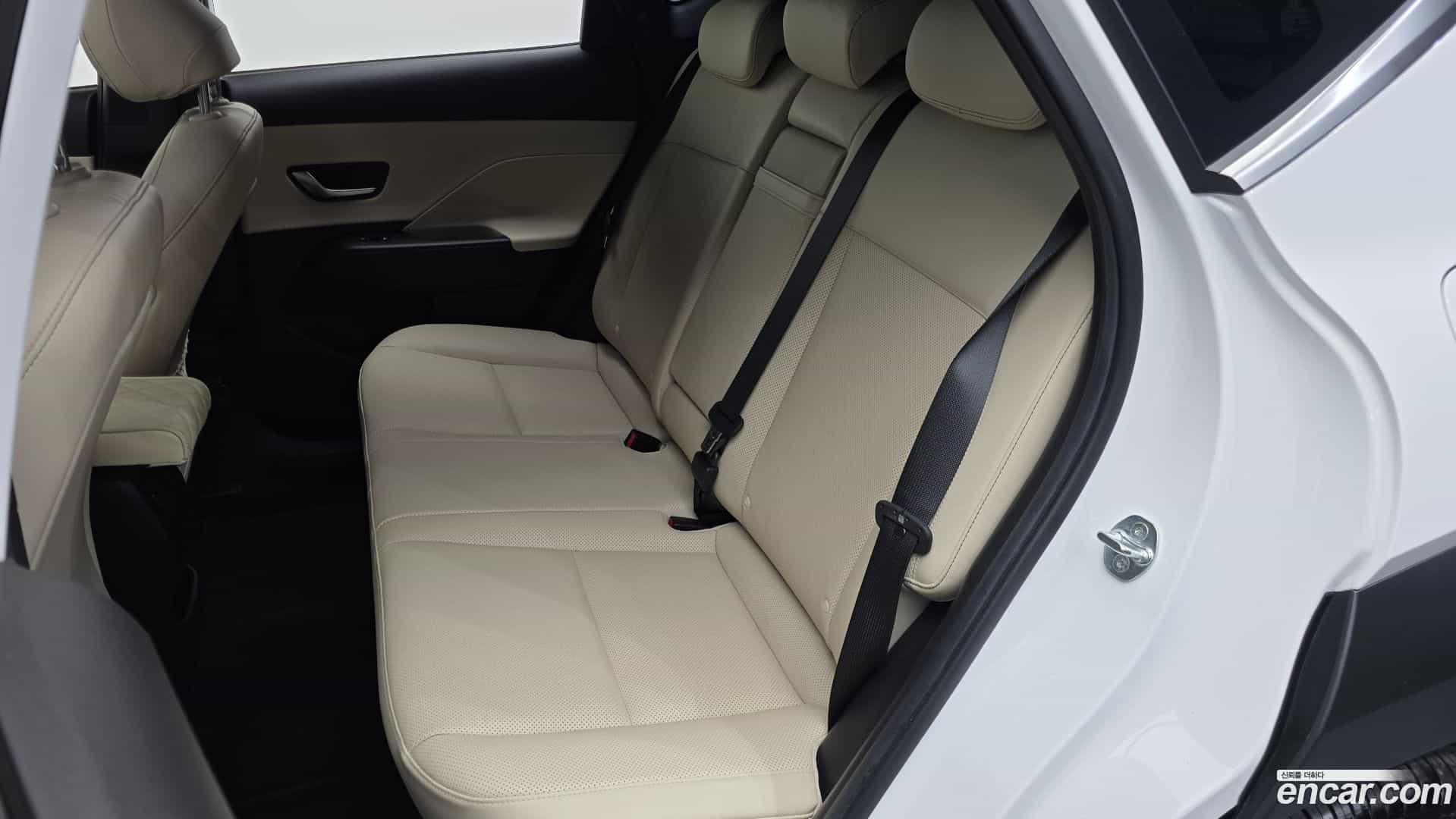 Kona Hyundai 2024.6-INNER-036