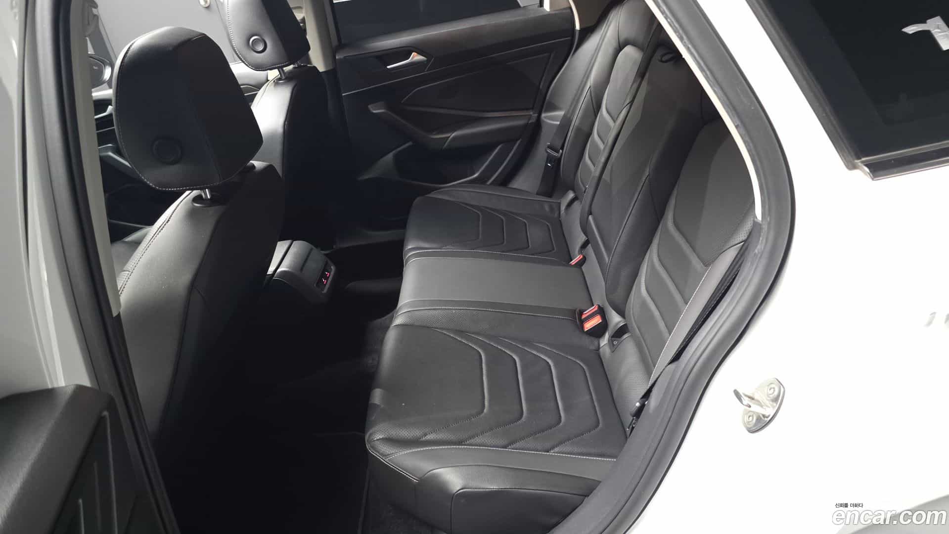 Jetta Volkswagen 2021.11-OPTION-015