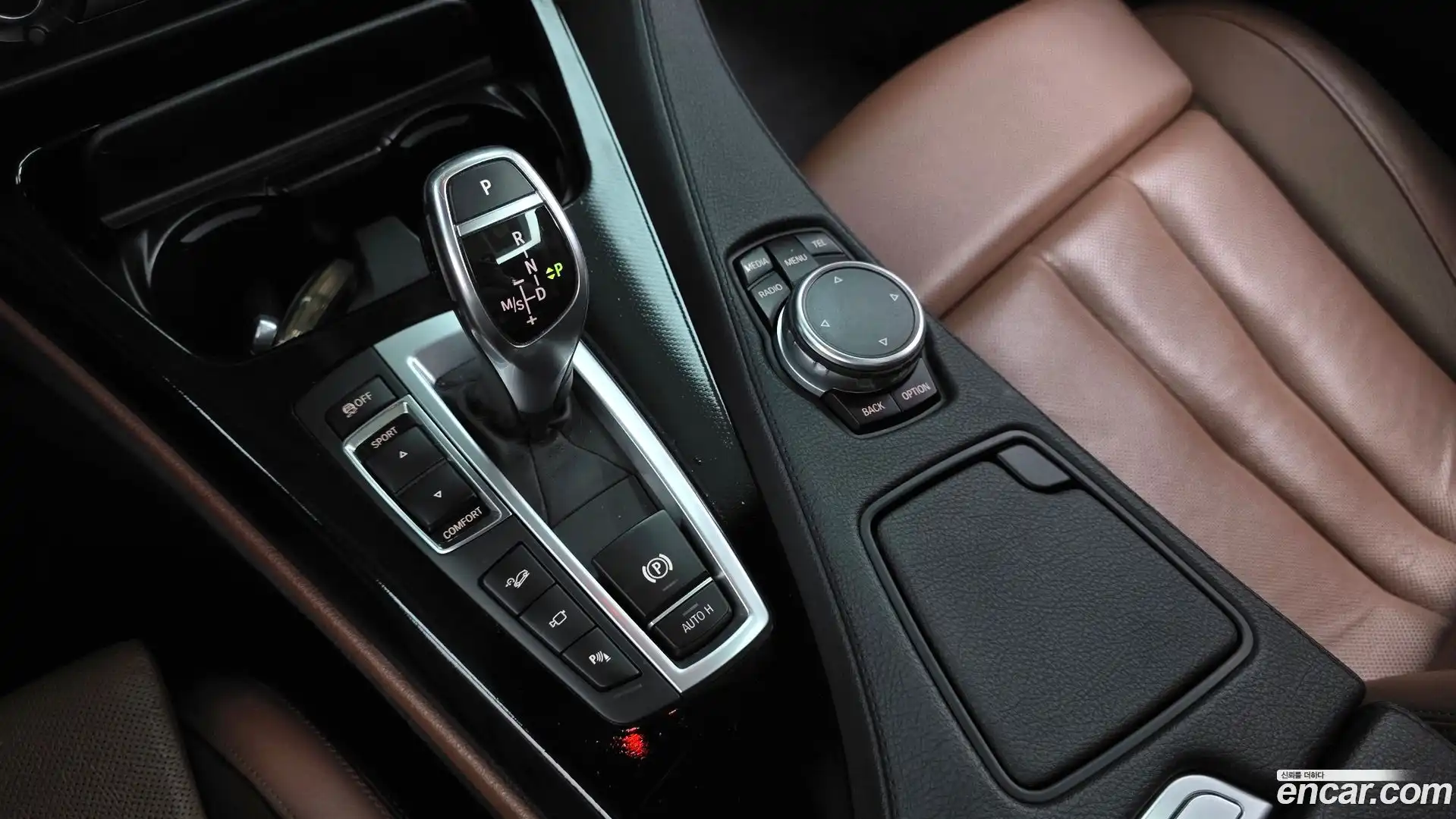 6-Series BMW 2016.9-INNER-009