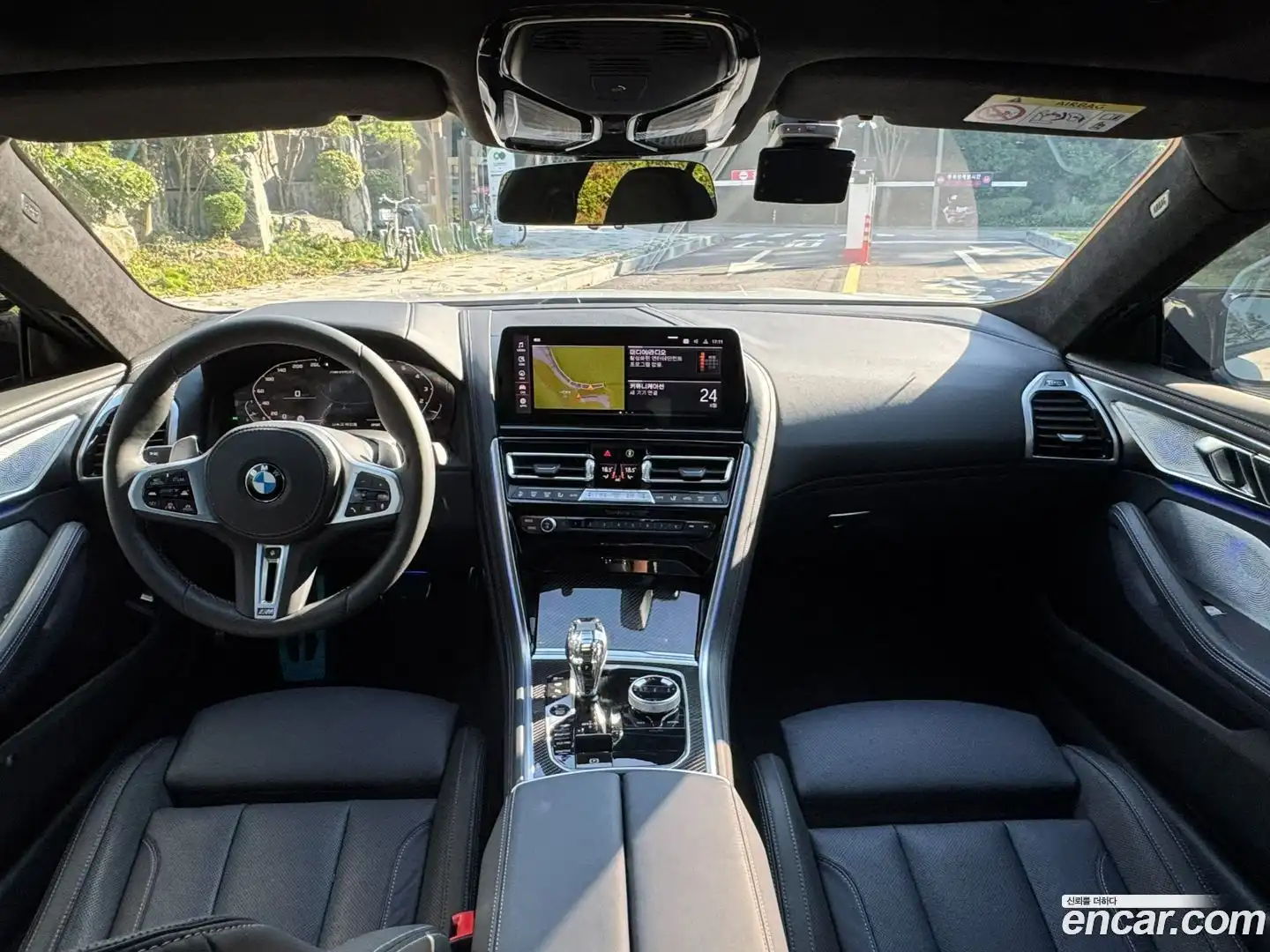 8-Series BMW 2025.9-OPTION-016