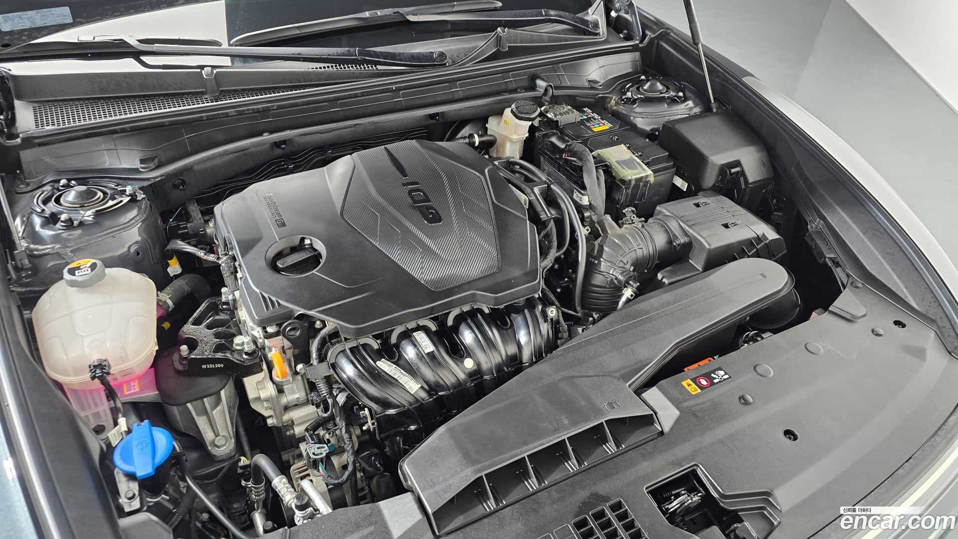 Grandeur Hyundai 2023.0-OUTER-006