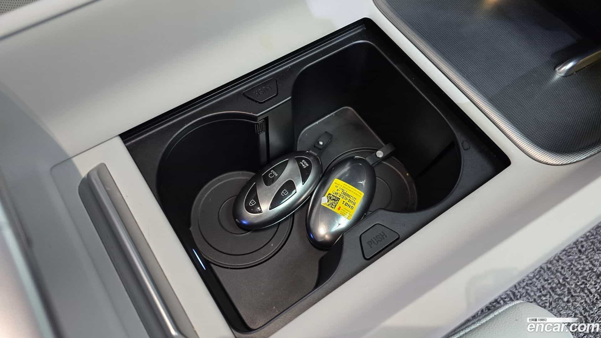 Grandeur Hyundai 2023.0-OPTION-021