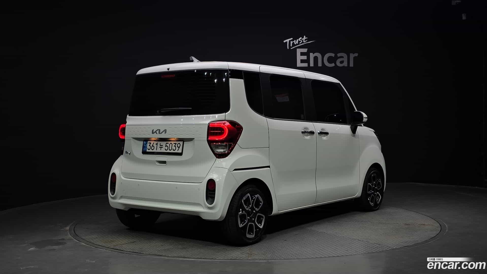 RAY Kia 2022.2-OUTER-002