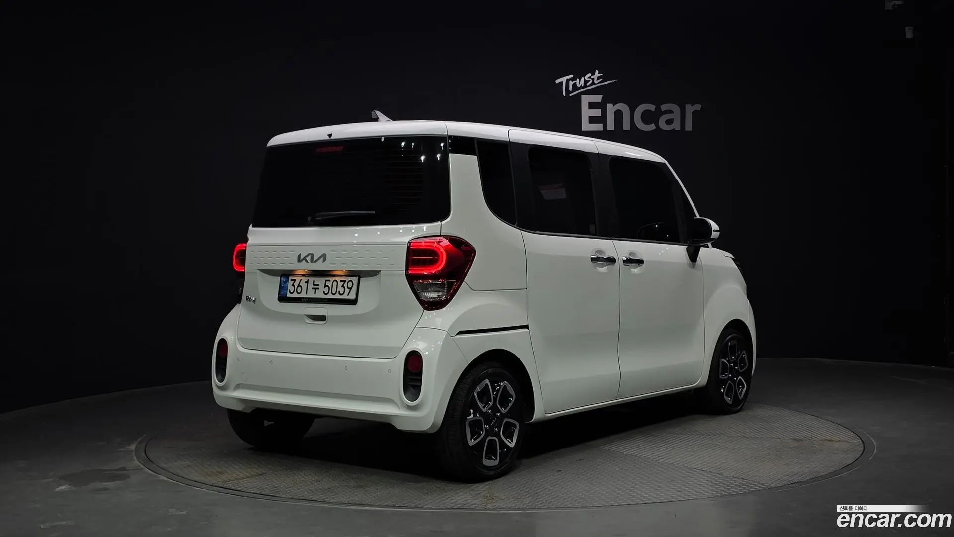 Main__Slider__Photo:RAY Kia 2022.2-1