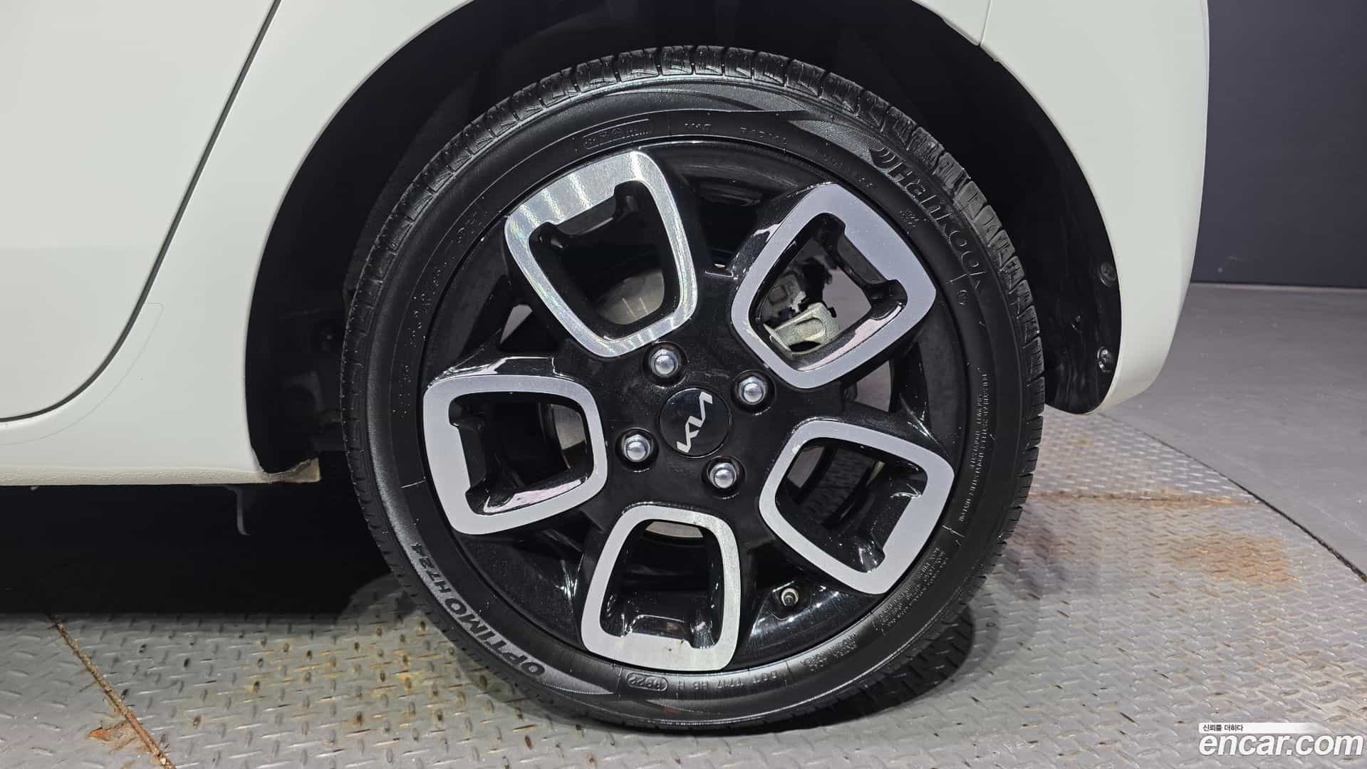 RAY Kia 2022.2-OUTER-031