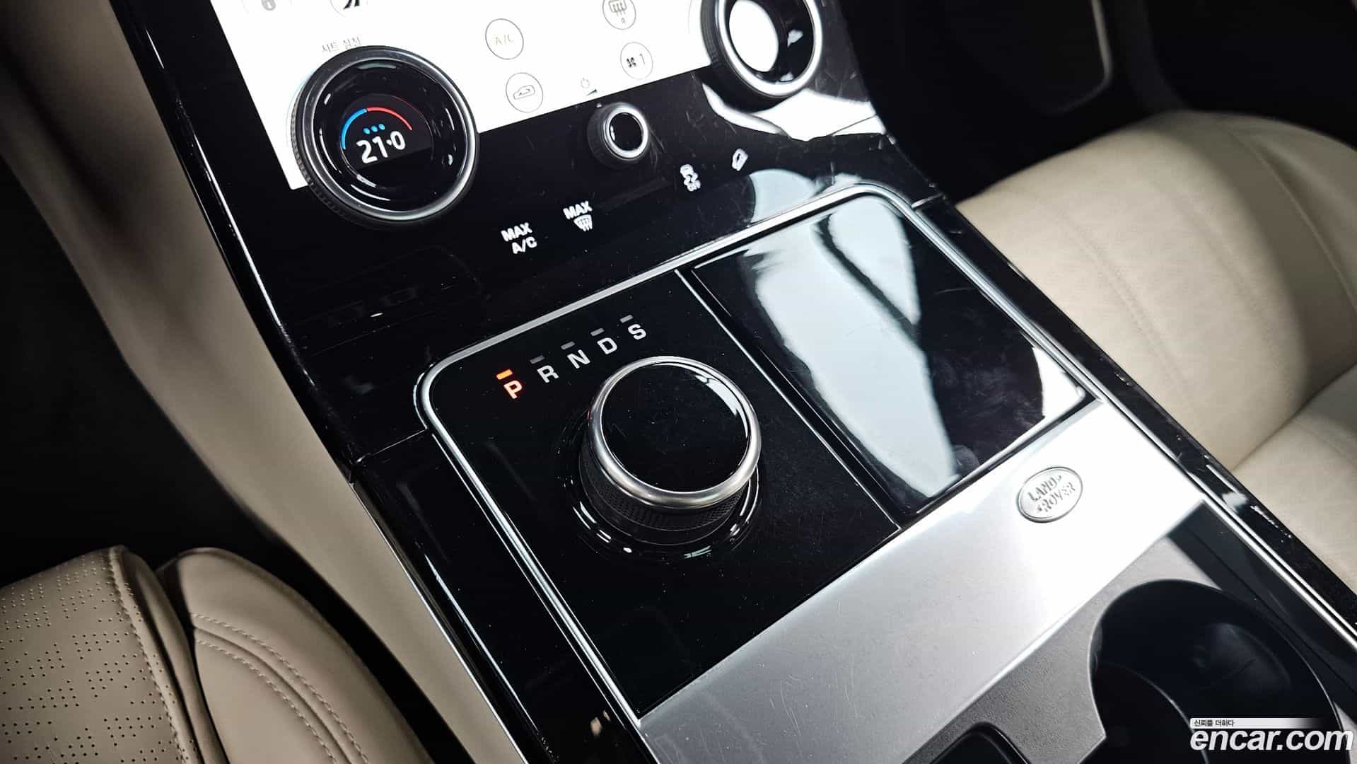 Range Rover Velar Land Rover 2018.3-INNER-009