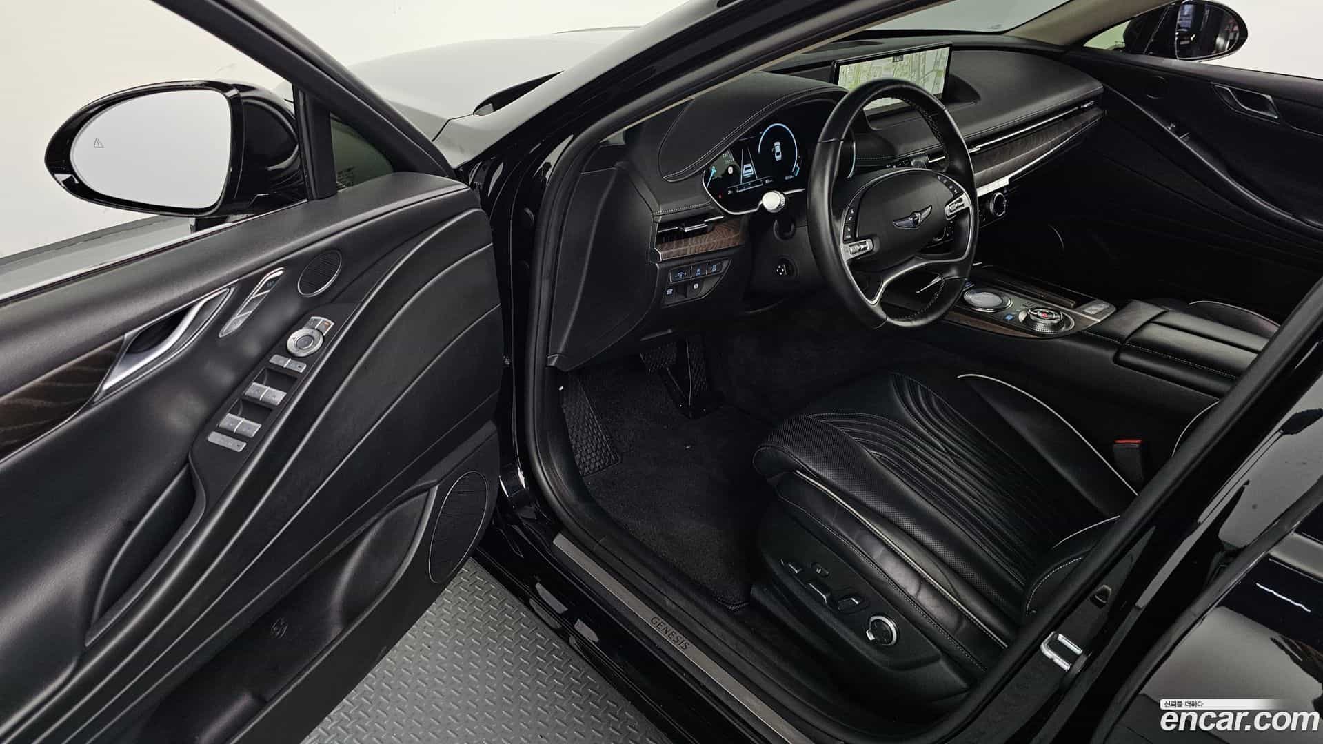 G80 Genesis 2022.3-INNER-010