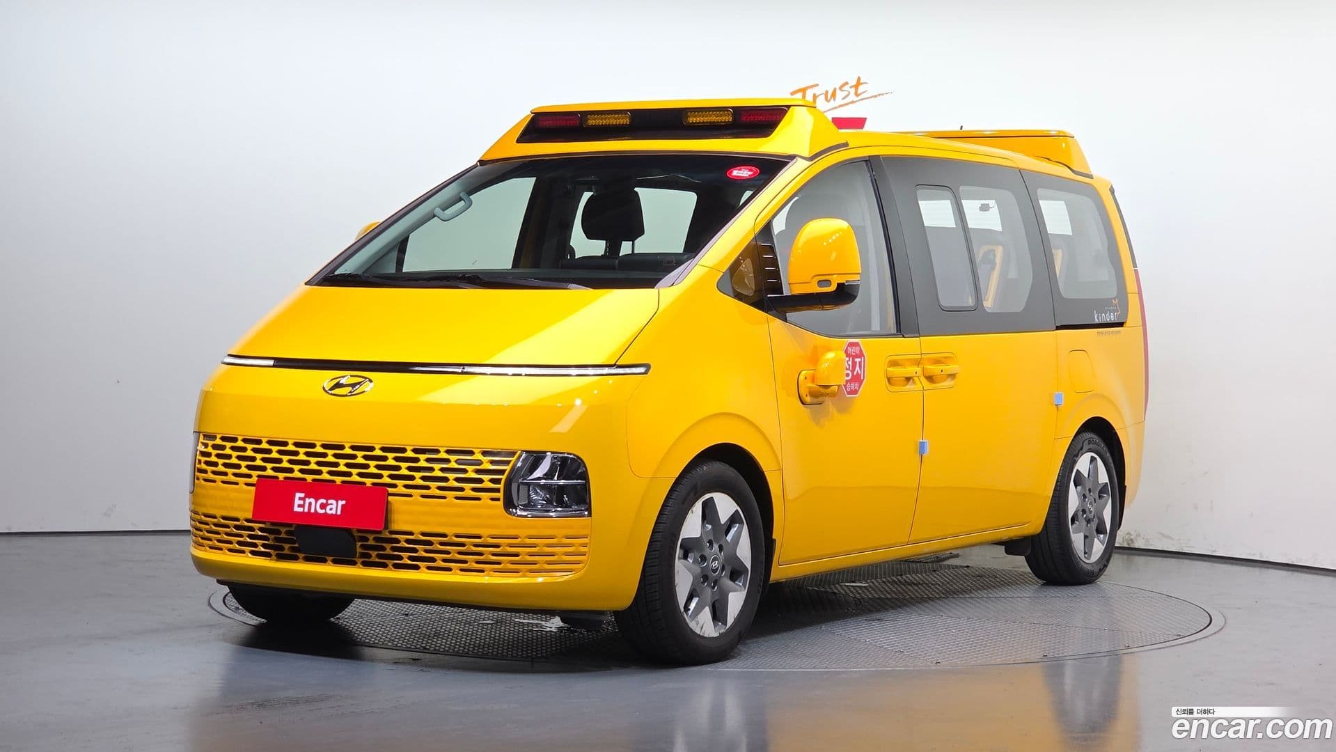 Main__Slider__Photo:Staria Hyundai 2024.1-0