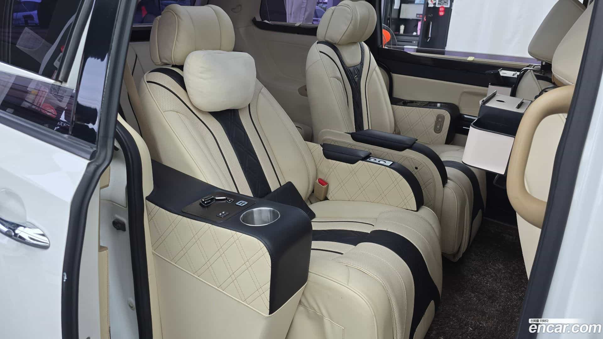 Canival Kia 2018.4-INNER-036