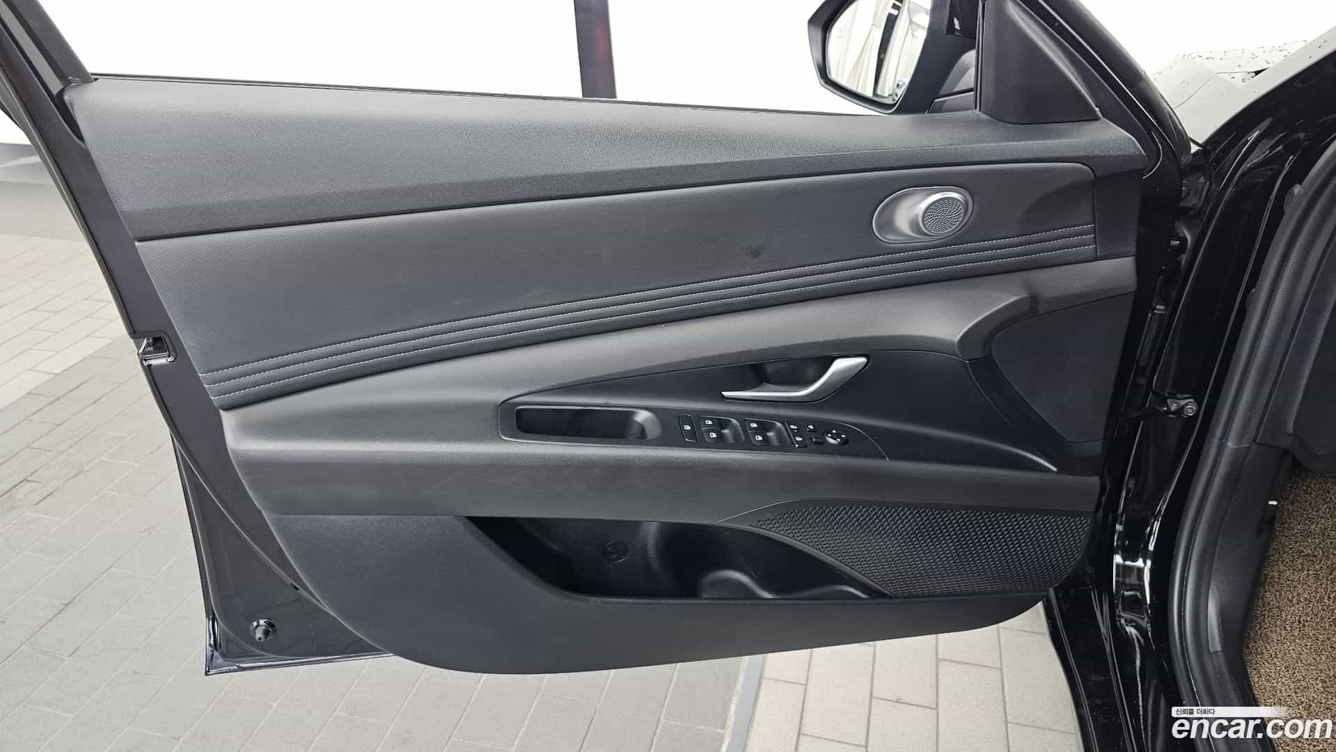 AVANTE Hyundai 2024.0-INNER-034