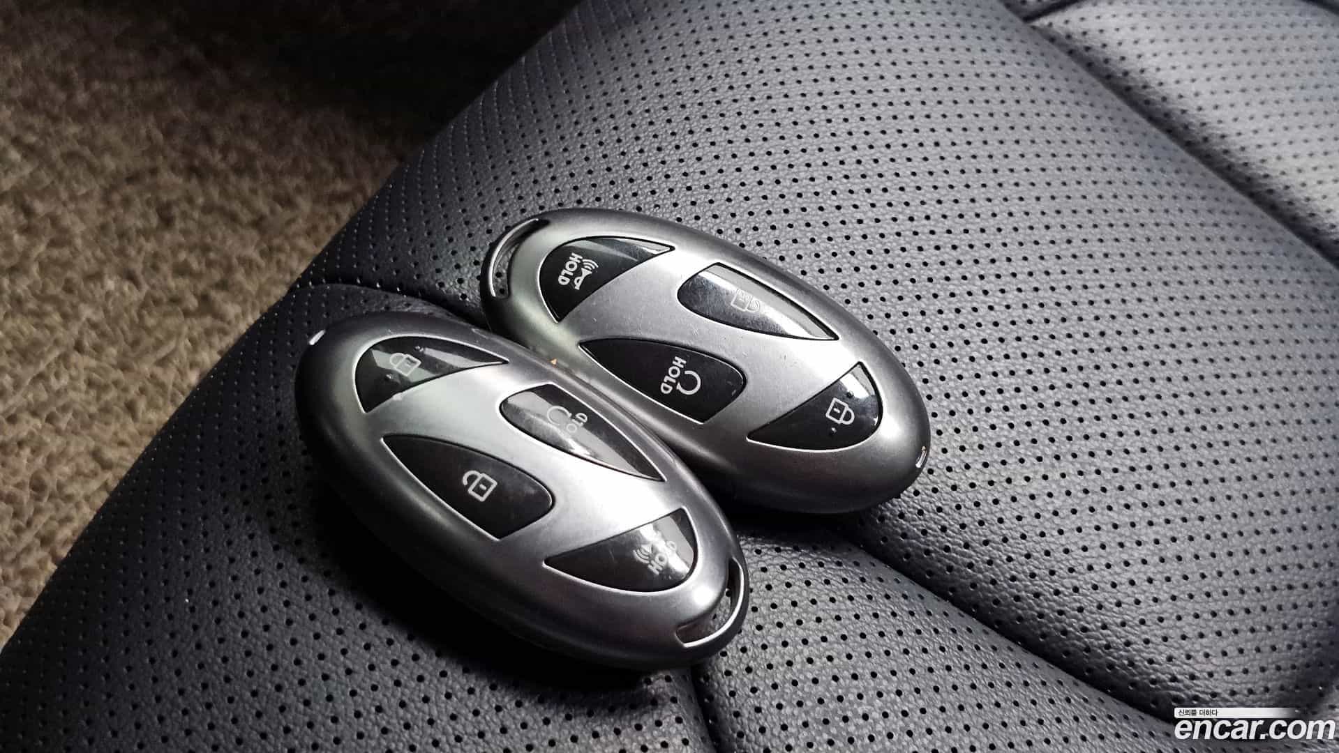 AVANTE Hyundai 2024.0-OPTION-042