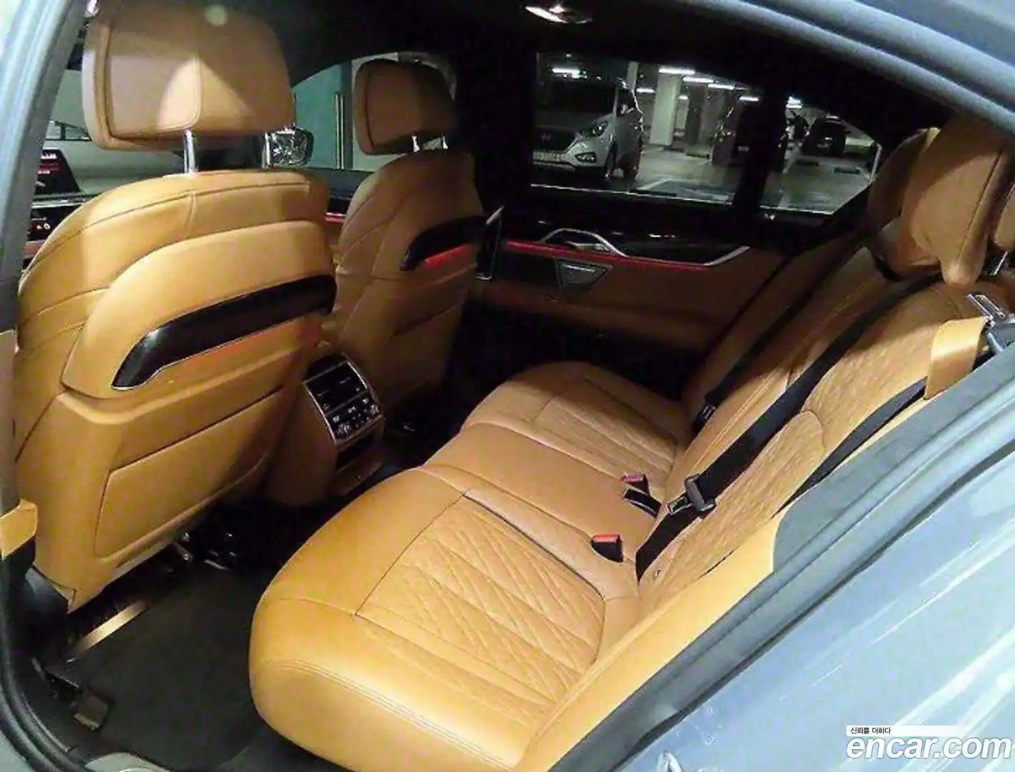 7-Series BMW 2022.0-INNER-007