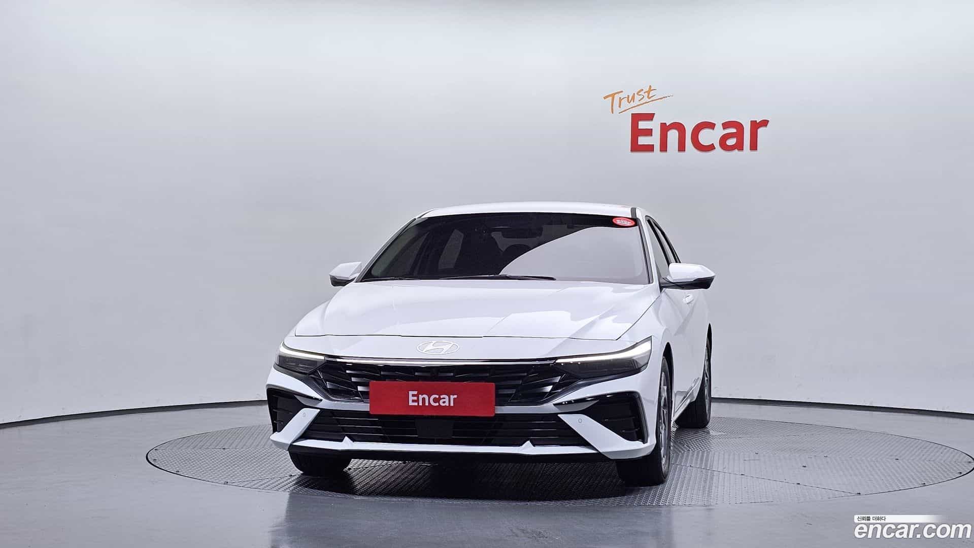 AVANTE Hyundai 2025.1-OUTER-003