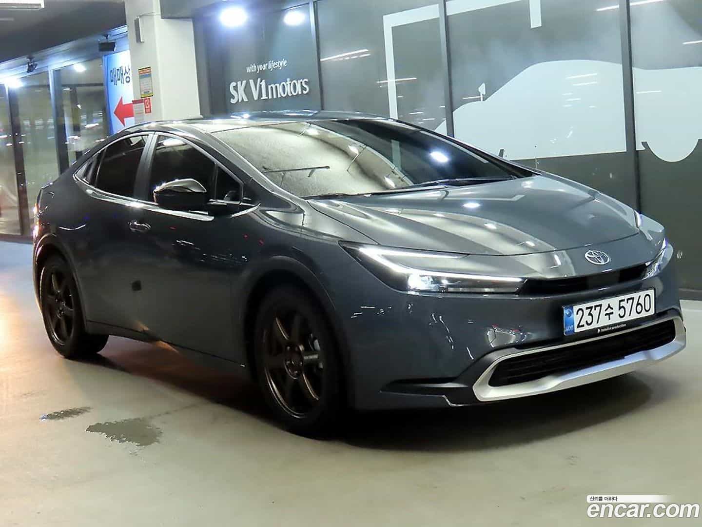 Prius Toyota 2024.11-OUTER-001