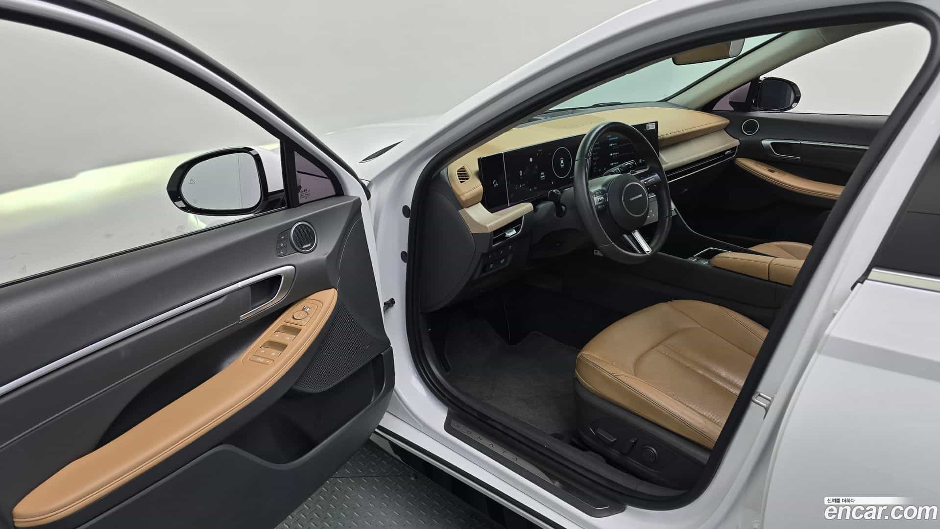 Sonata Hyundai 2023.7-INNER-010