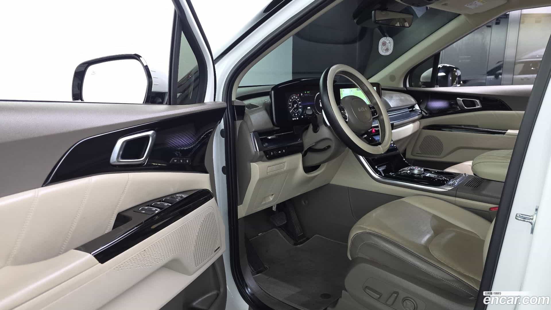 Canival Kia 2022.0-INNER-010