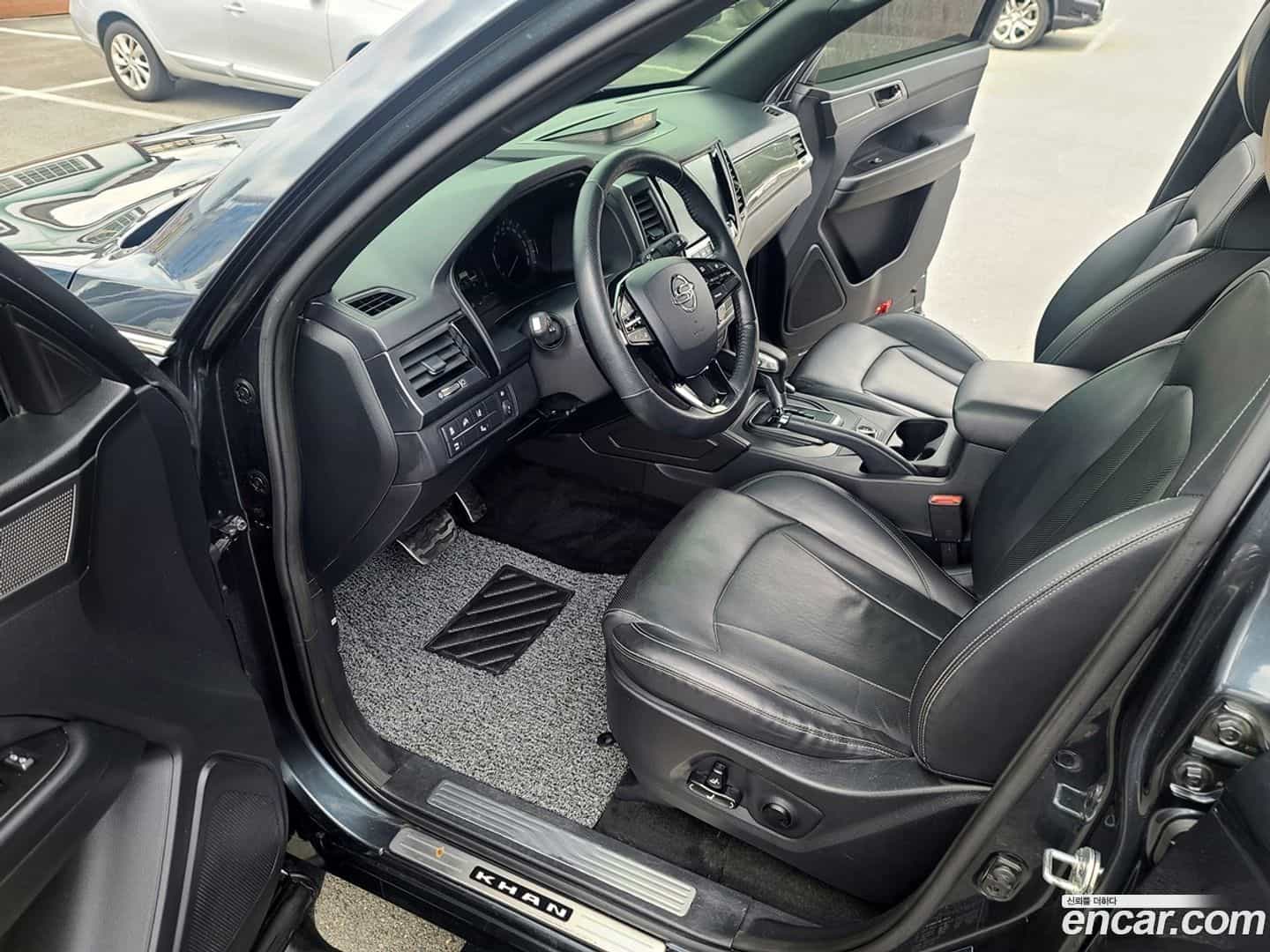 Rexton KG Mobility 2021.4-INNER-010