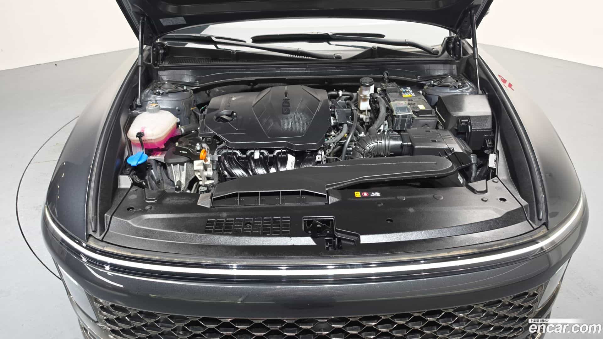Grandeur Hyundai 2023.1-OUTER-006