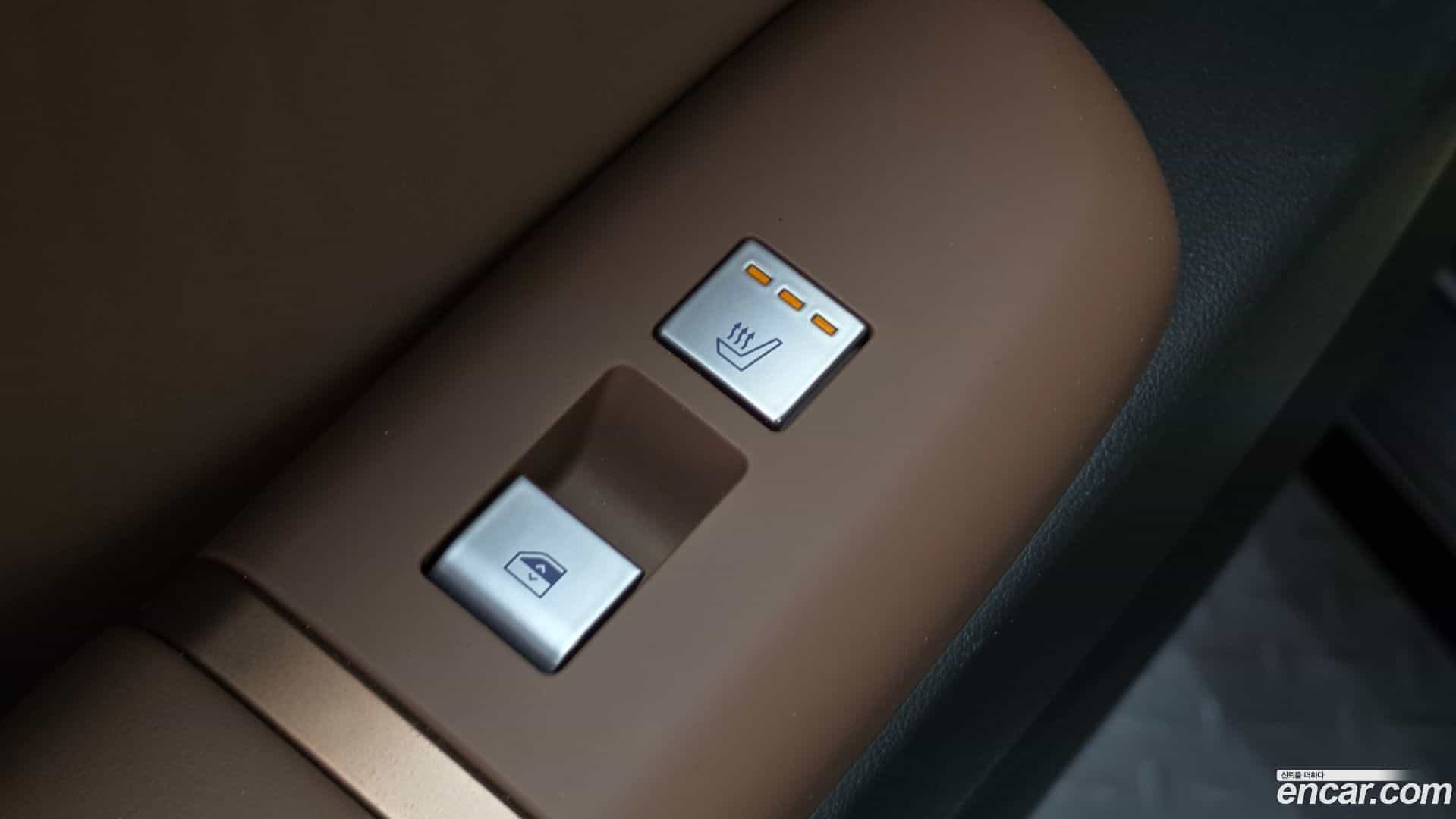 Grandeur Hyundai 2023.1-OPTION-042